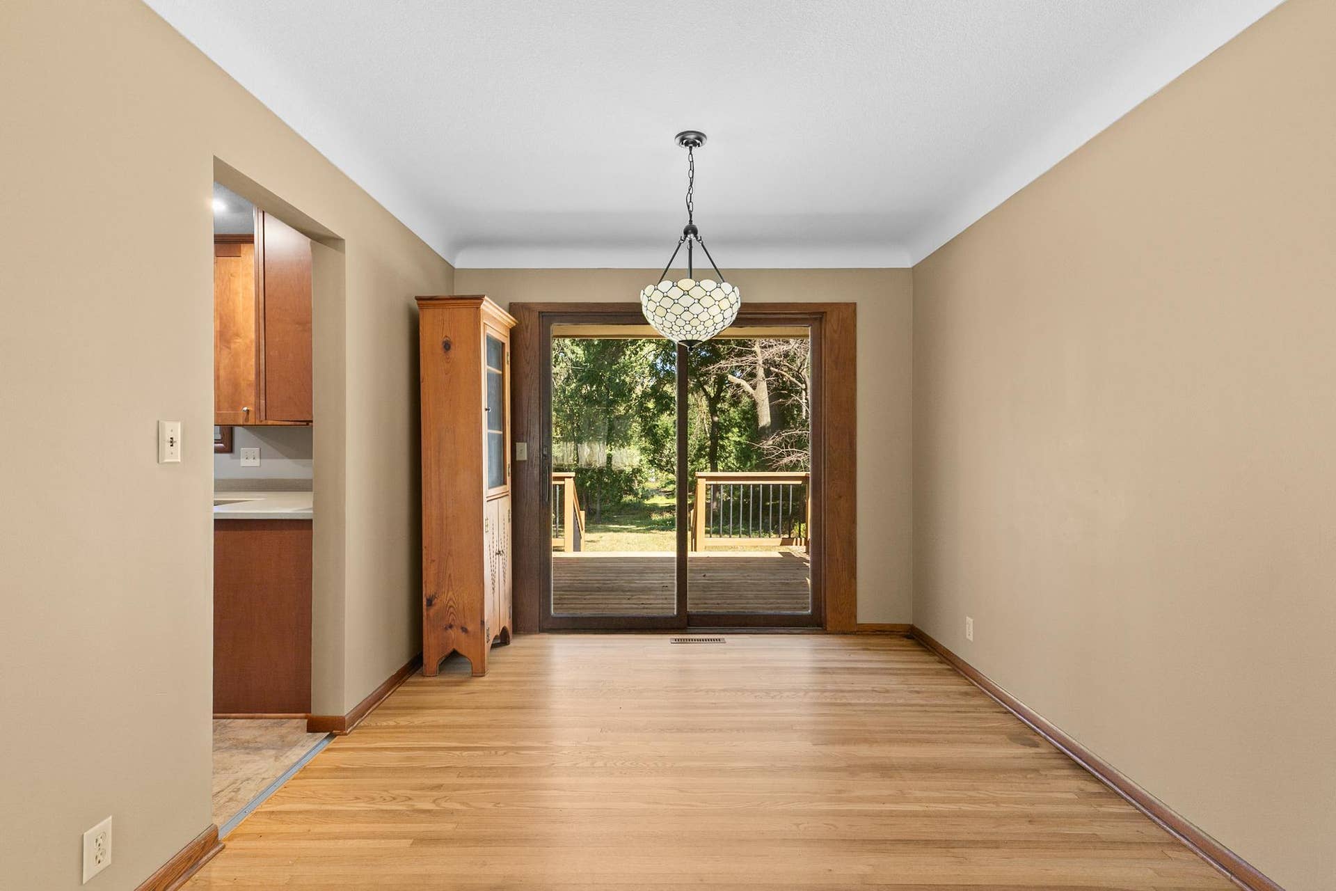 2567 Orchard Lane, White Bear Lake, MN 55110 Dining Area
