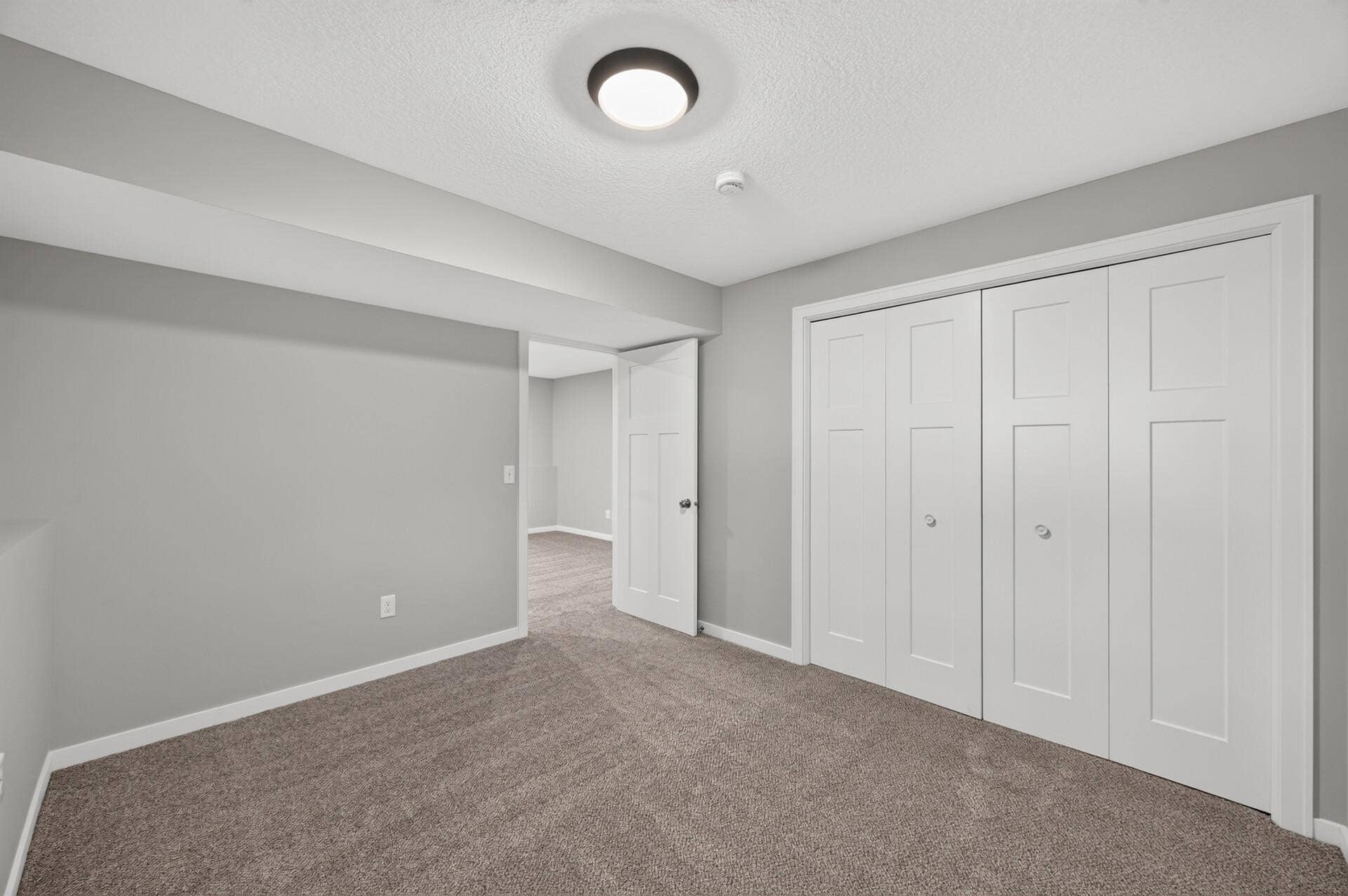 7401 James Avenue N, Brooklyn Park, MN 55444