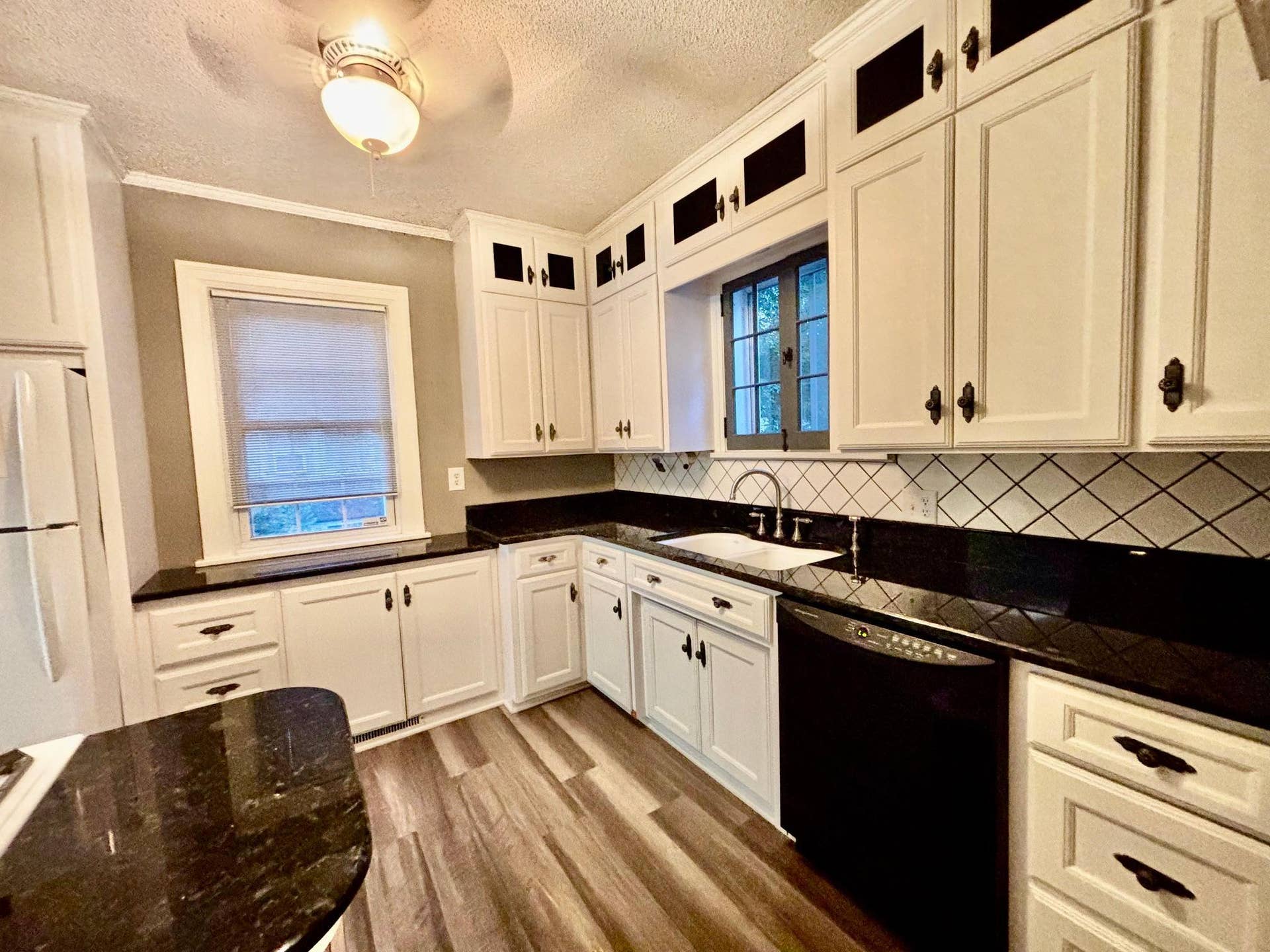 96 Mounds Boulevard, 90, Saint Paul, MN 55106 Nice kitchen