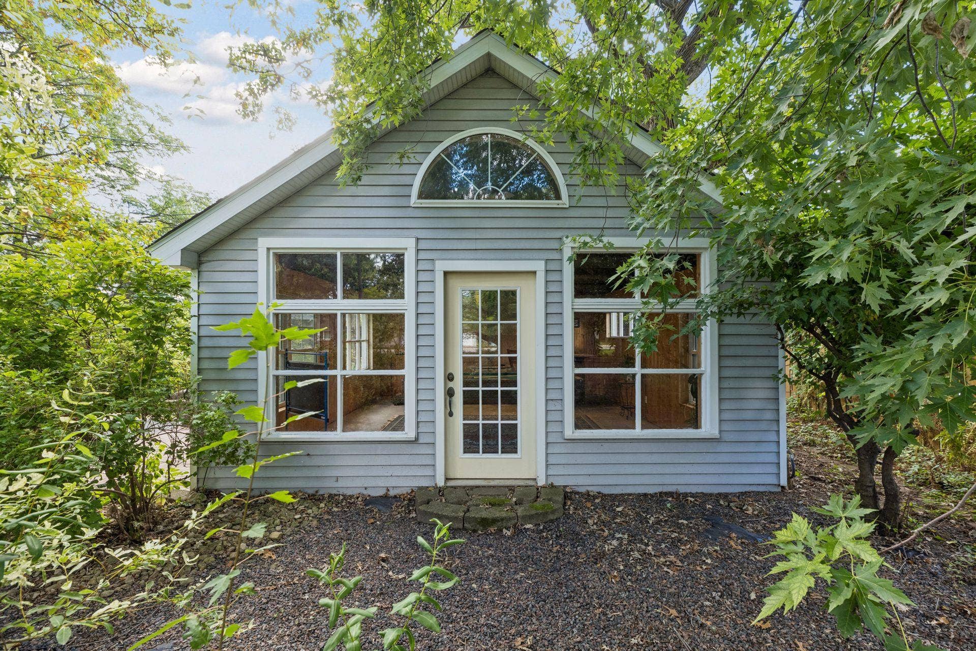 730 County Road B2 W, Roseville, MN 55113 730 County Road B2 W, Roseville, MN 55113