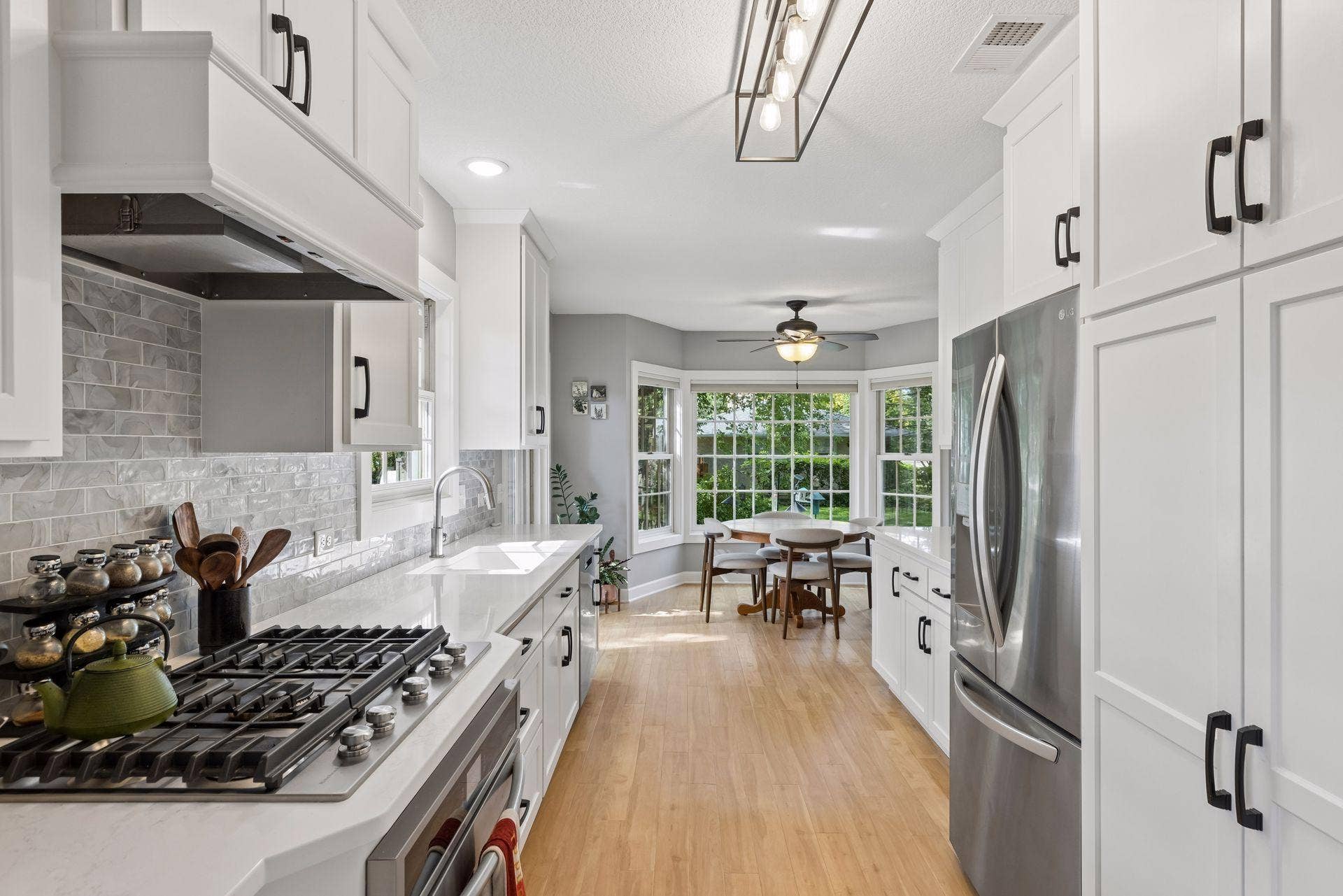 730 County Road B2 W, Roseville, MN 55113 730 County Road B2 W, Roseville, MN 55113