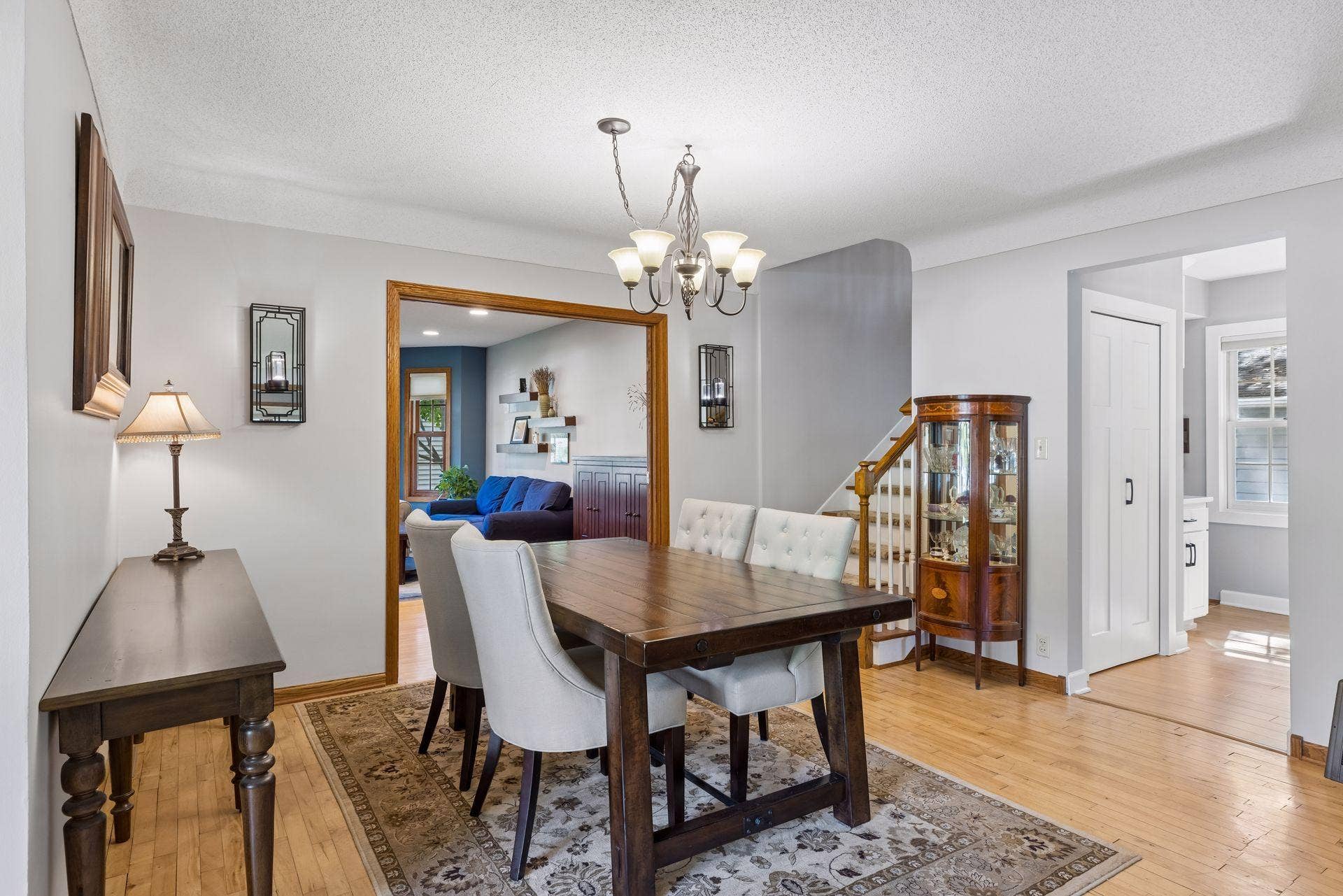 730 County Road B2 W, Roseville, MN 55113 730 County Road B2 W, Roseville, MN 55113