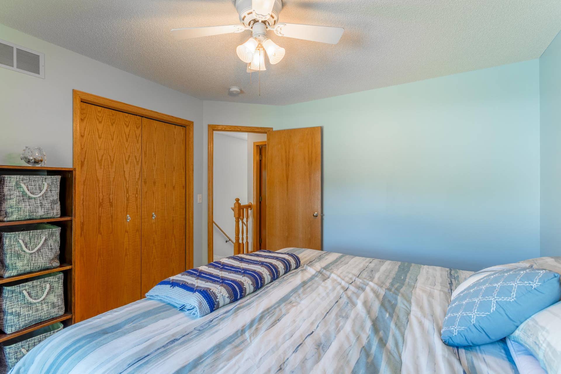 247 Pendryn Hill Circle, Woodbury, MN 55125 247 Pendryn Hill Circle, Woodbury, MN 55125