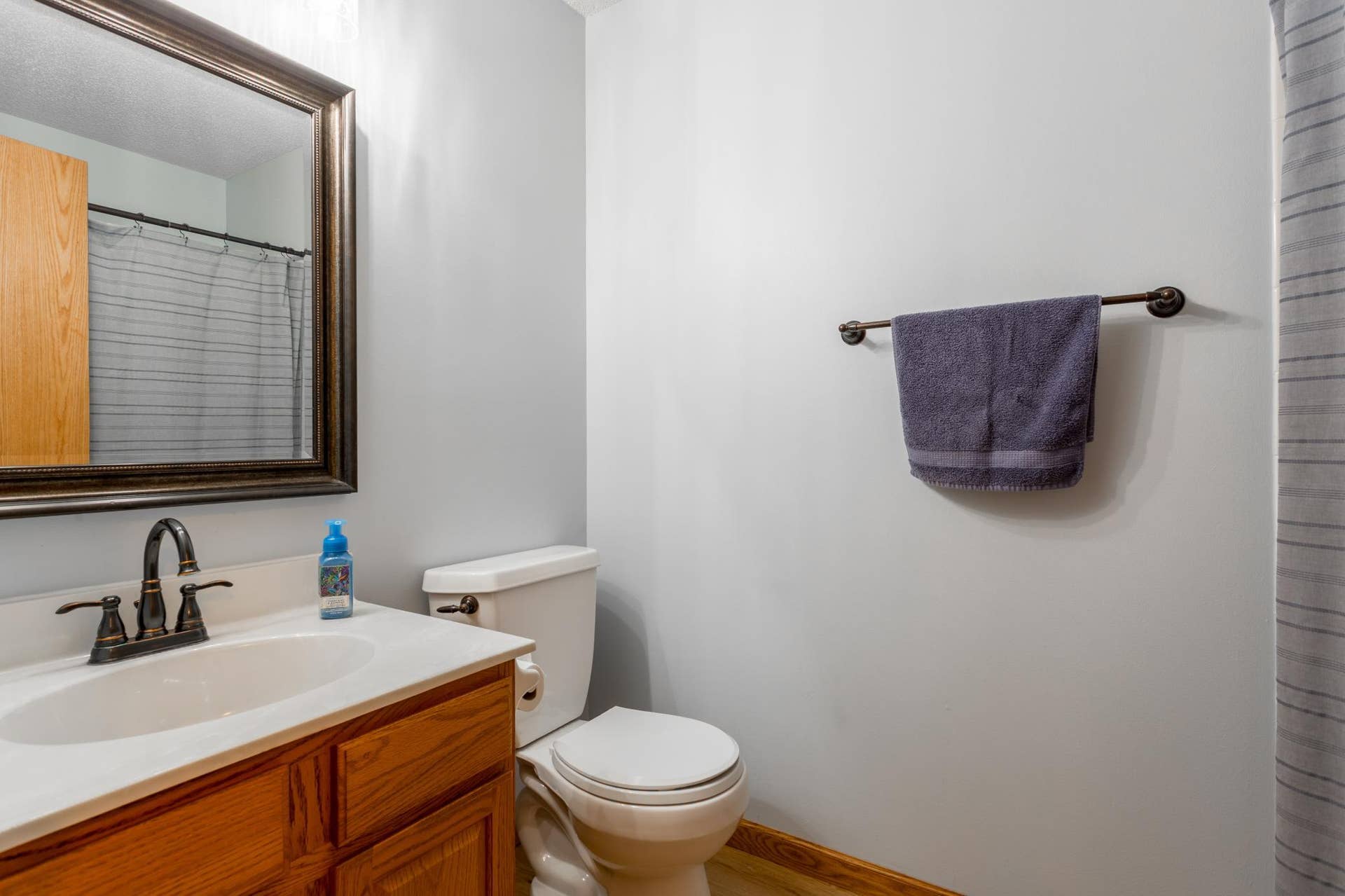 247 Pendryn Hill Circle, Woodbury, MN 55125 247 Pendryn Hill Circle, Woodbury, MN 55125