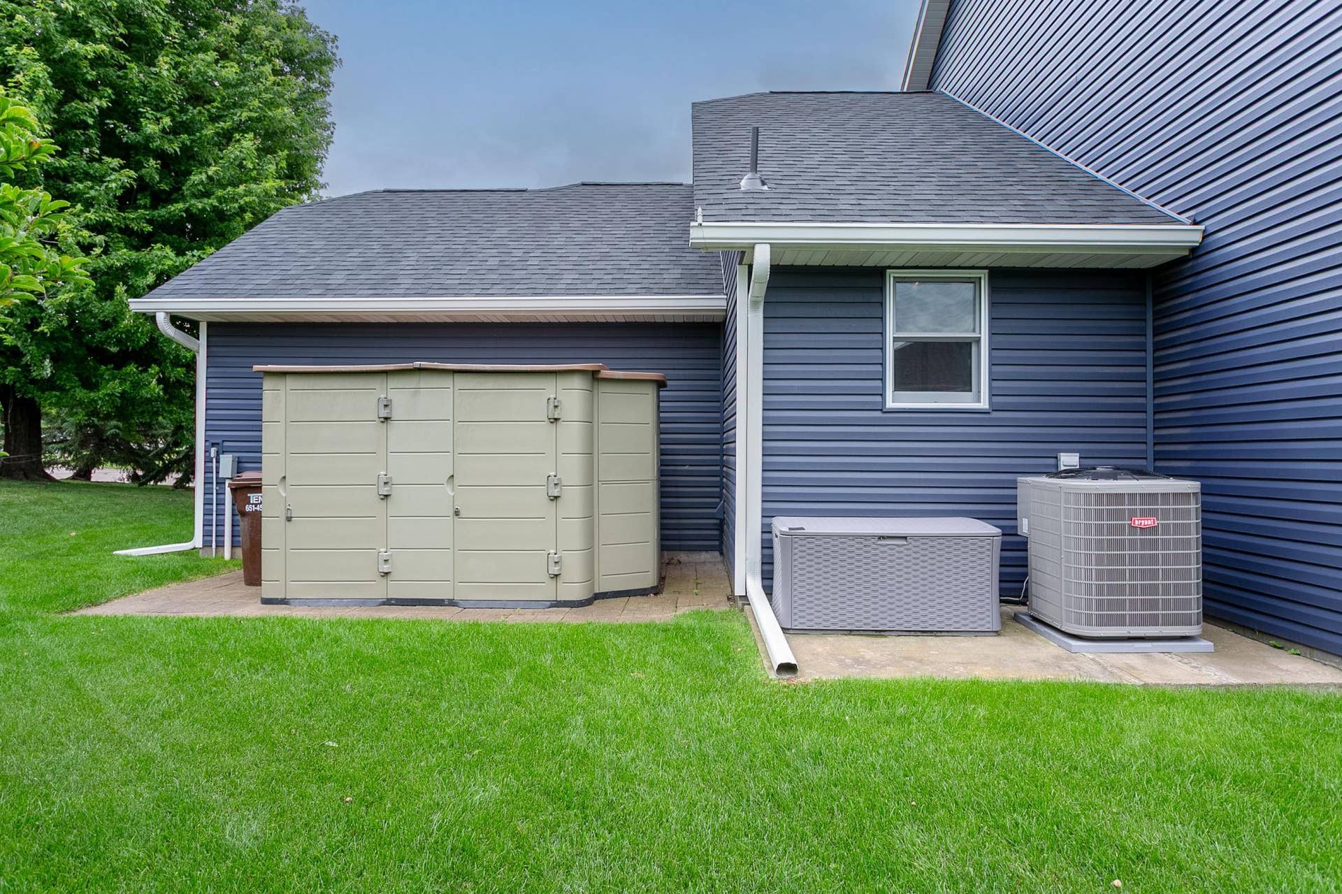 247 Pendryn Hill Circle, Woodbury, MN 55125 009.jpg