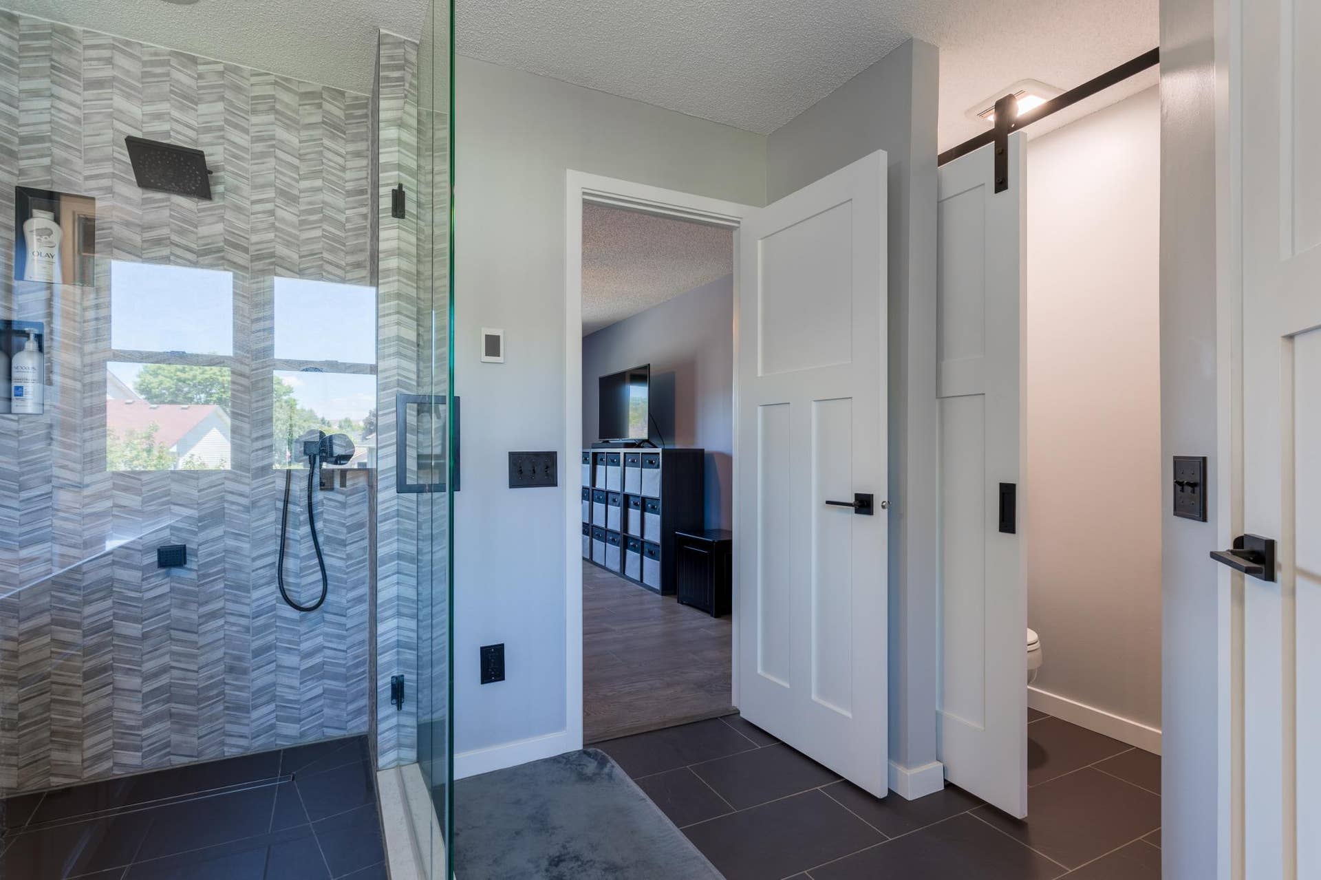 247 Pendryn Hill Circle, Woodbury, MN 55125 247 Pendryn Hill Circle, Woodbury, MN 55125