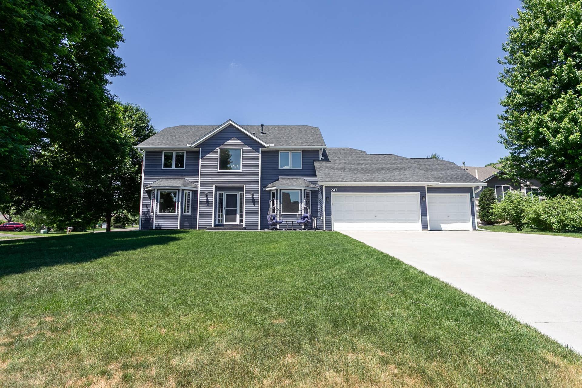247 Pendryn Hill Circle, Woodbury, MN 55125 247 Pendryn Hill Circle, Woodbury, MN 55125