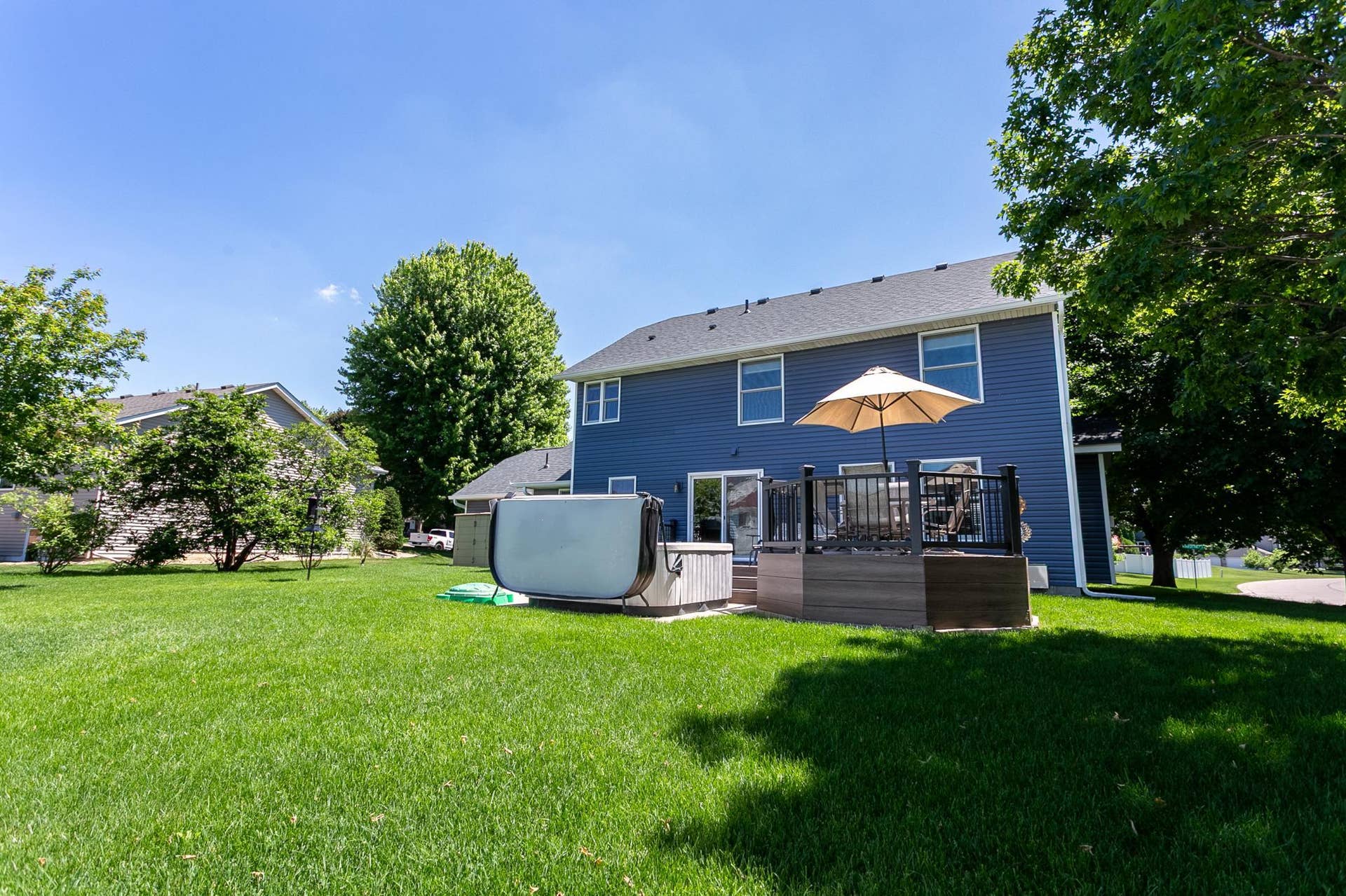 247 Pendryn Hill Circle, Woodbury, MN 55125 247 Pendryn Hill Circle, Woodbury, MN 55125