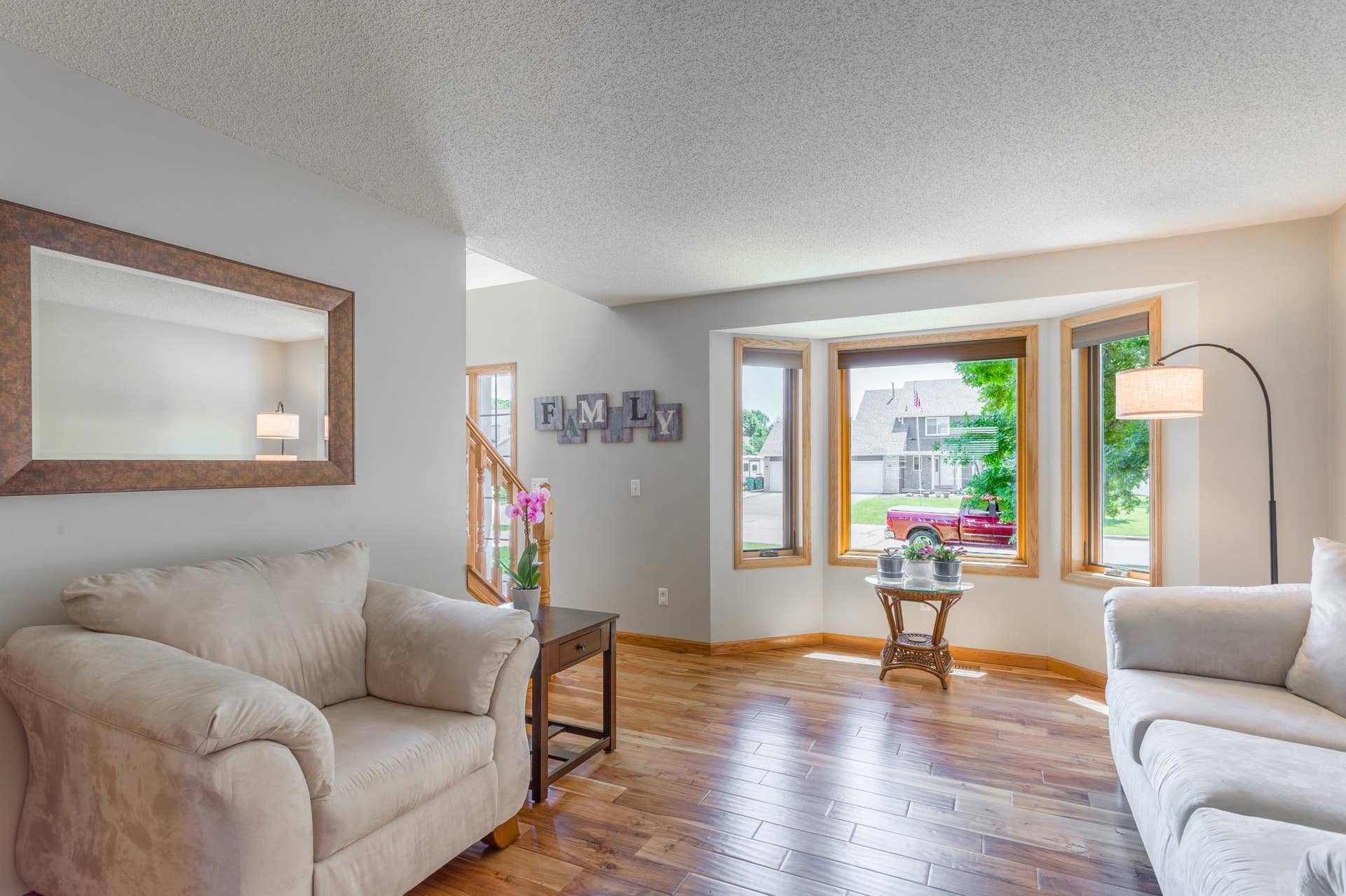 247 Pendryn Hill Circle, Woodbury, MN 55125 247 Pendryn Hill Circle, Woodbury, MN 55125