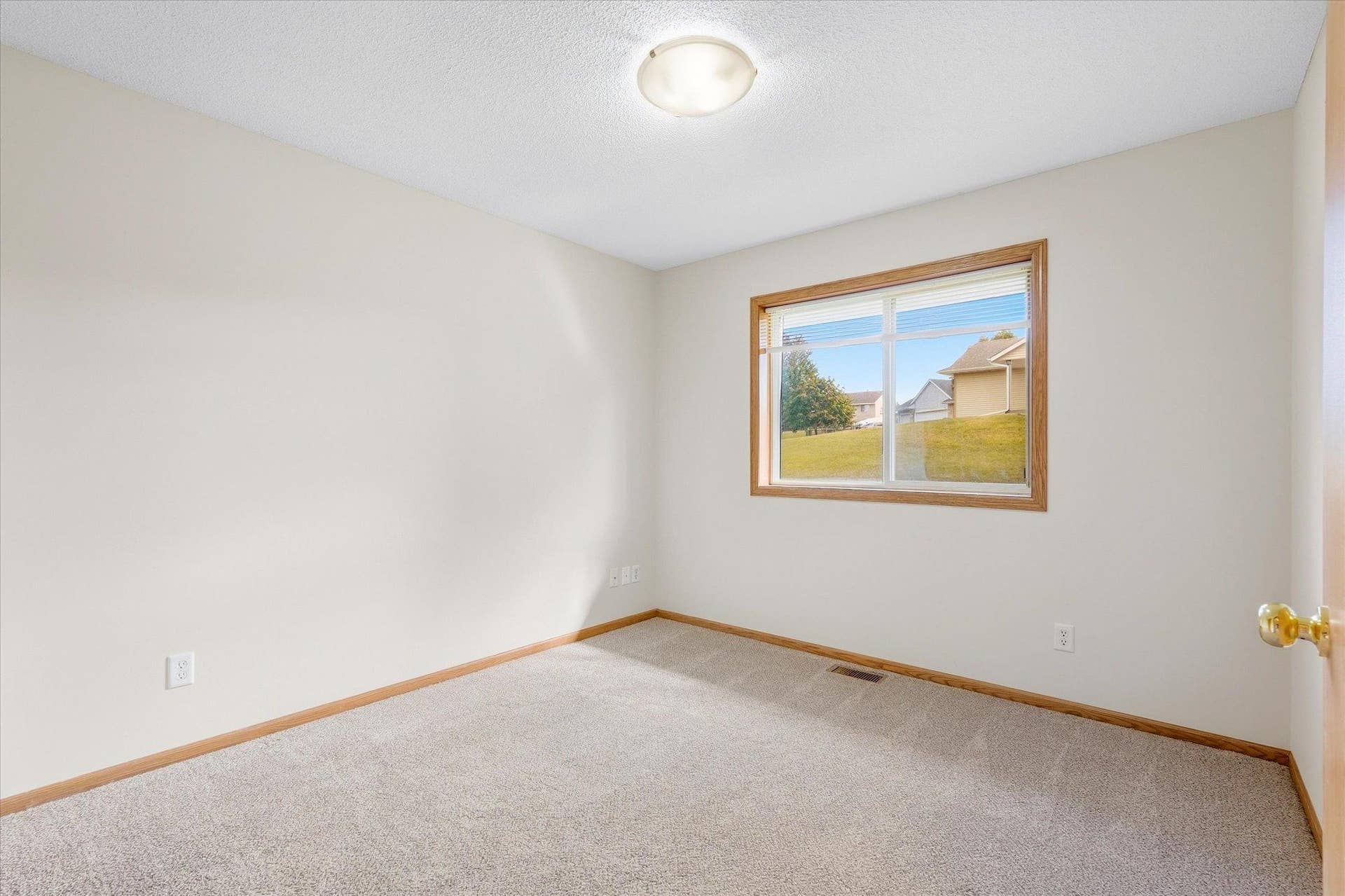 22-Parkview Ln S-17.jpg
