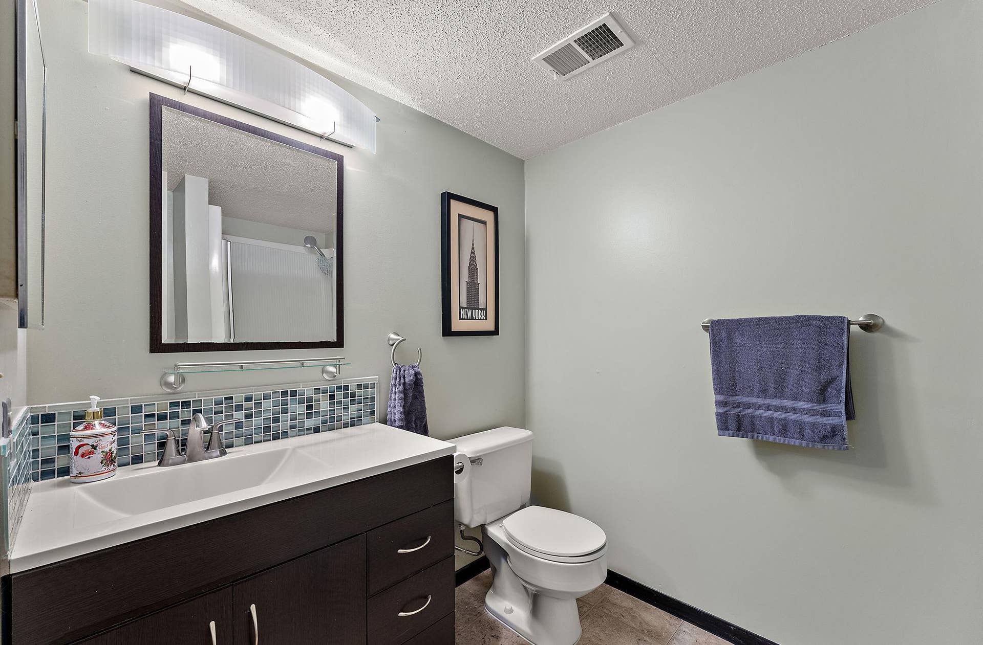 9056 Sequoia Road, Woodbury, MN 55125 9056 Sequoia Road, Woodbury, MN 55125