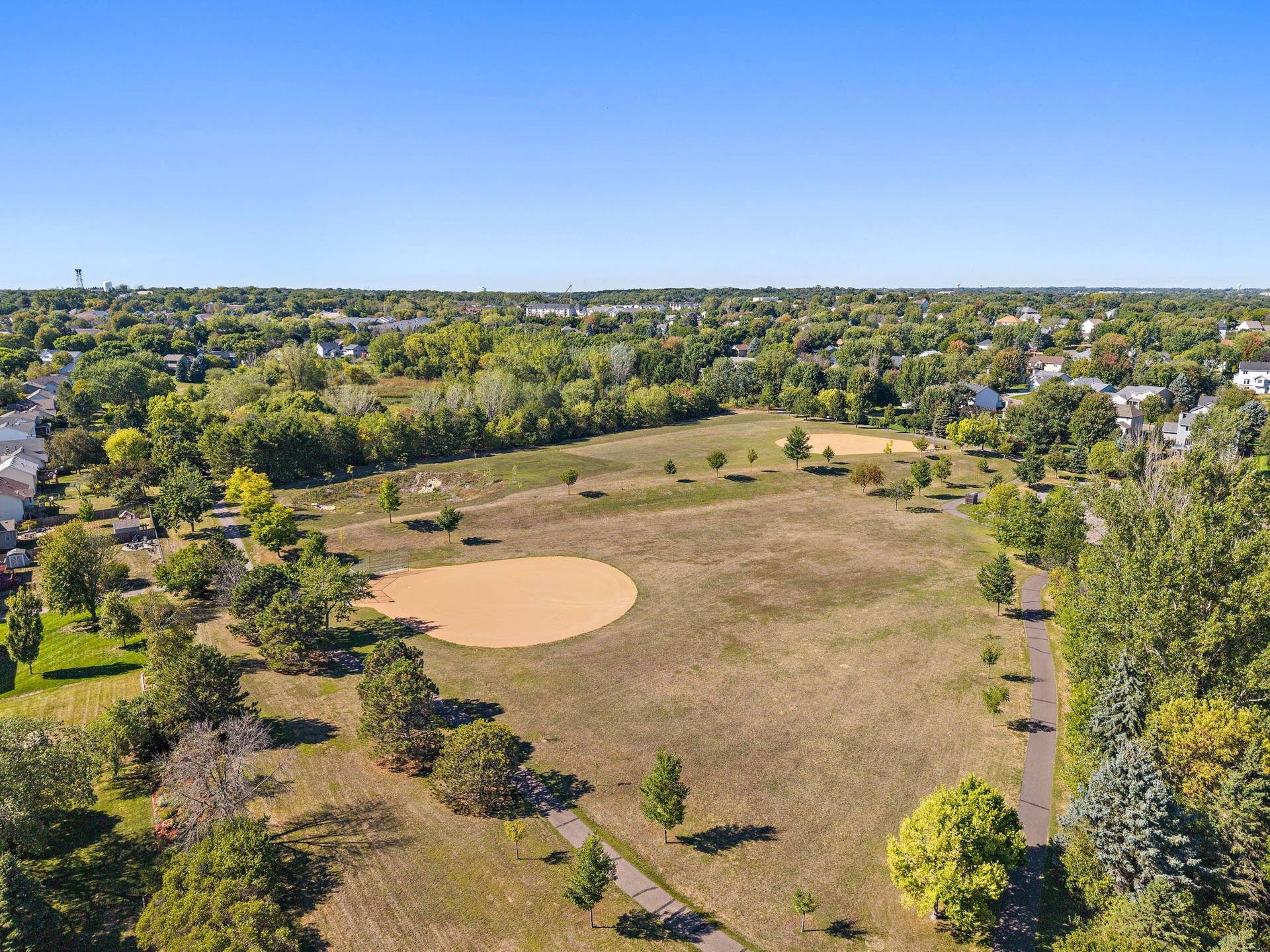9056 Sequoia Road, Woodbury, MN 55125 9056 Sequoia Road, Woodbury, MN 55125