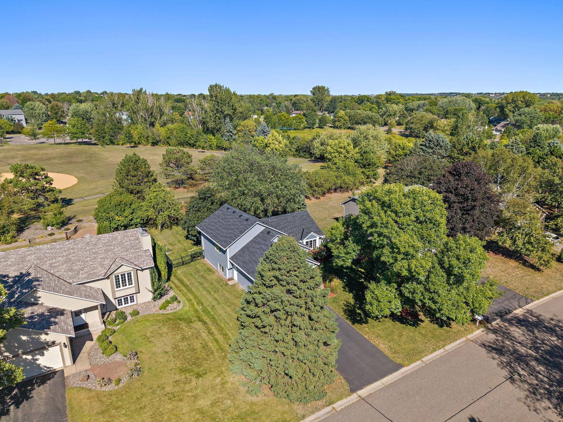 9056 Sequoia Road, Woodbury, MN 55125 9056 Sequoia Road, Woodbury, MN 55125