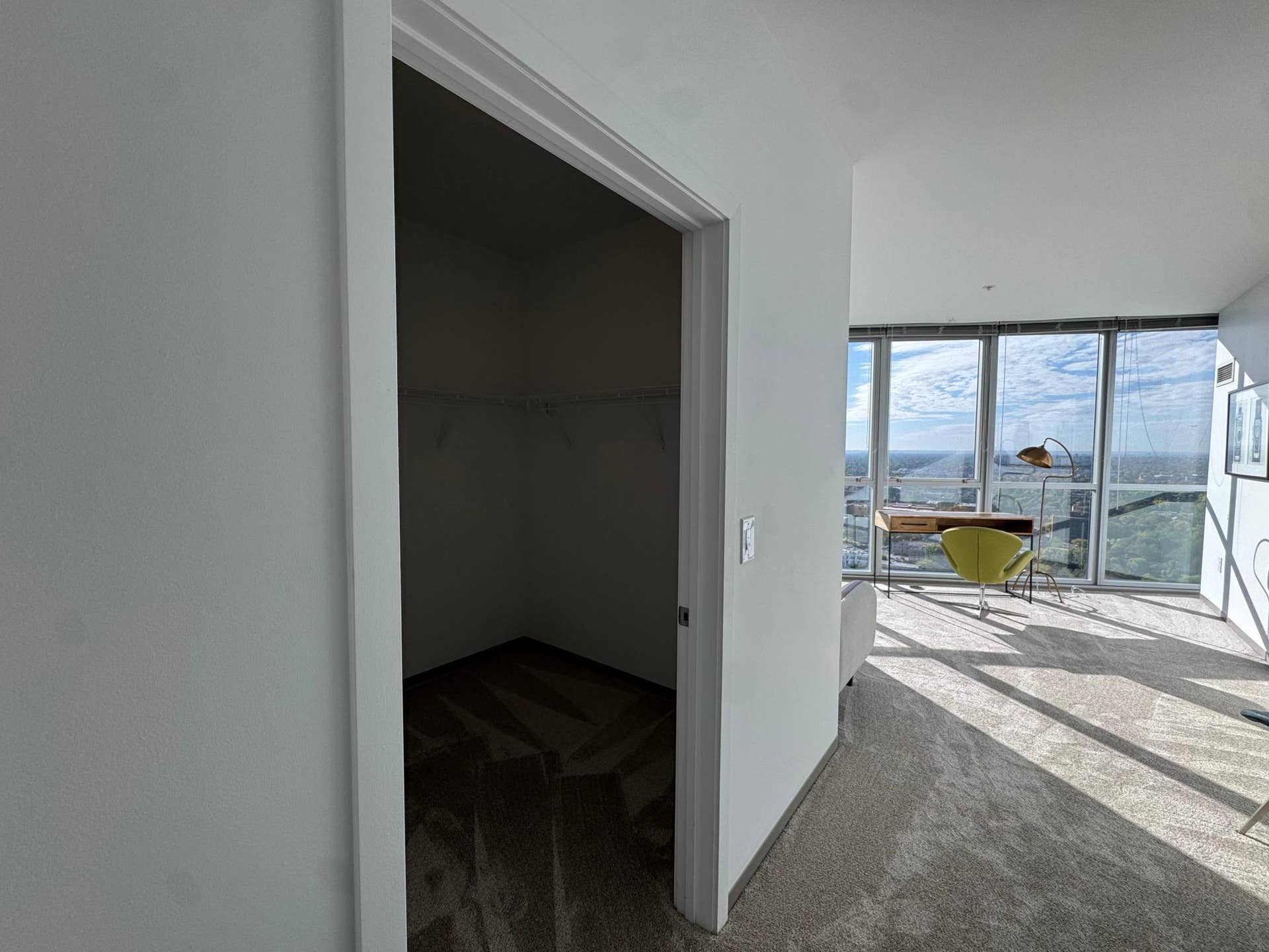 1369 Spruce Pl, #3601, 45, Minneapolis, MN 55403 1369 Spruce Pl, #3601, 45, Minneapolis, MN 55403