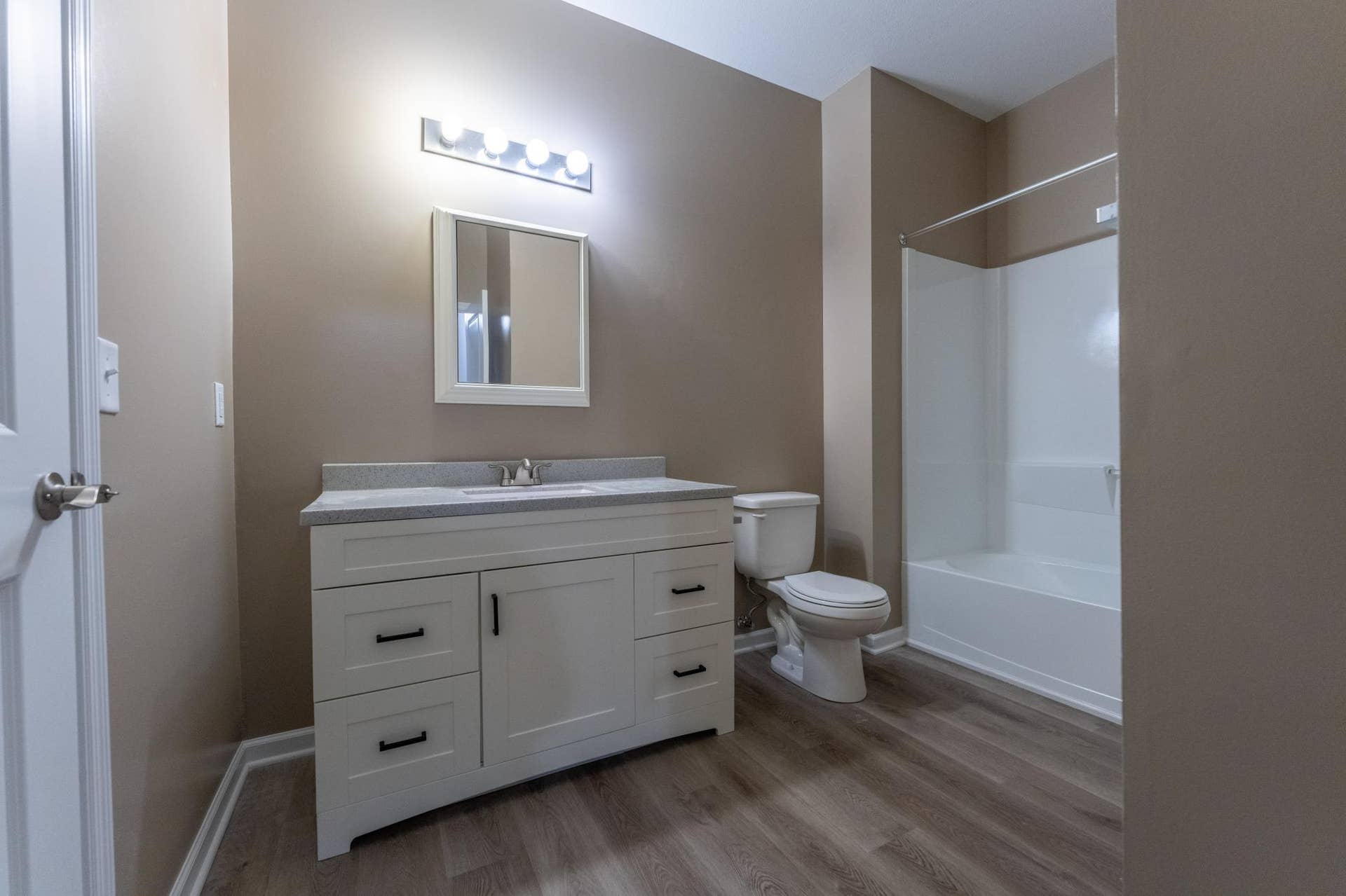3371 Hazel Trail, #B, Woodbury, MN 55129 Primary Bath.jpg
