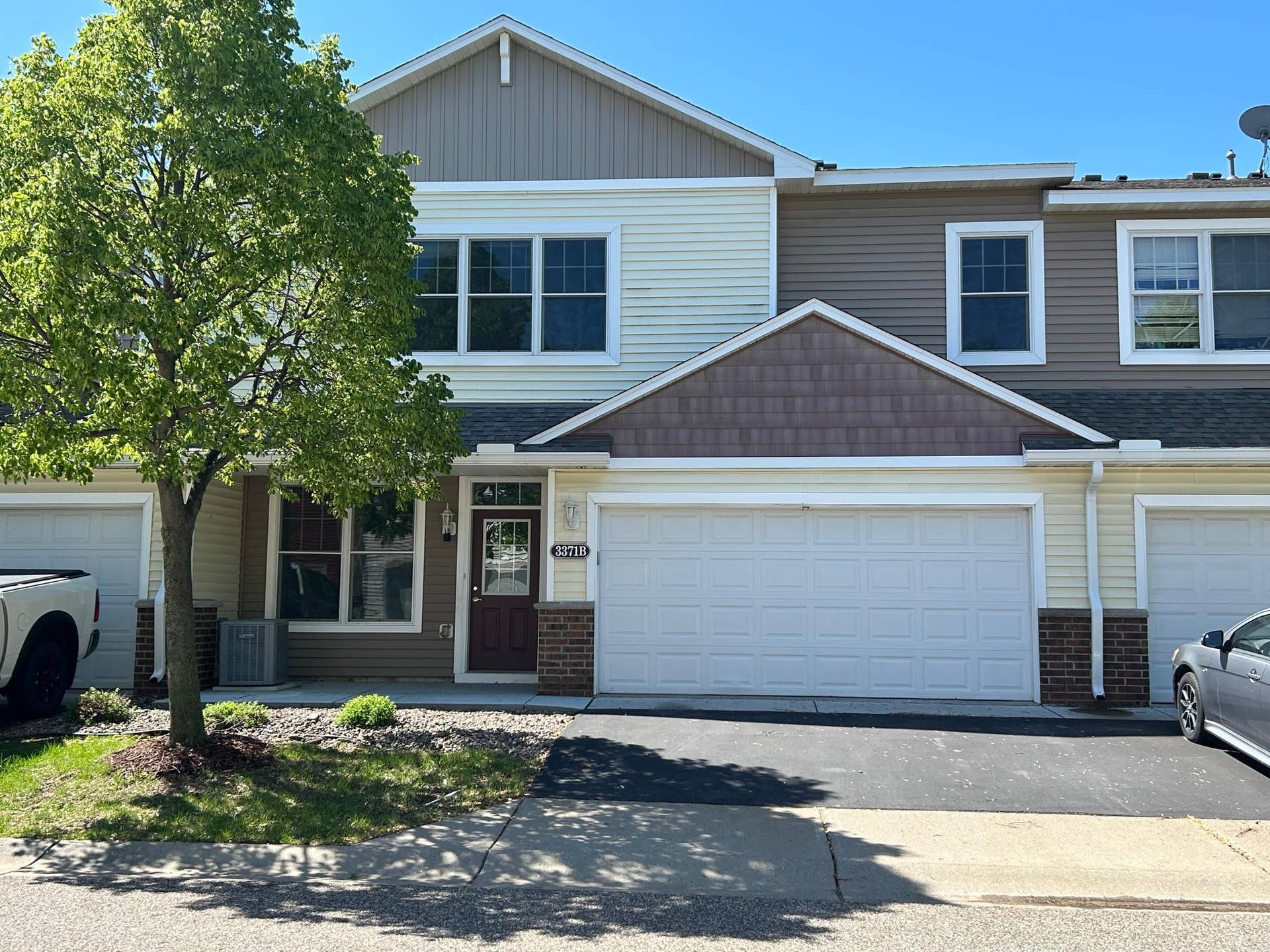 3371 Hazel Trail, #B, Woodbury, MN 55129 01 Front unit B.JPG