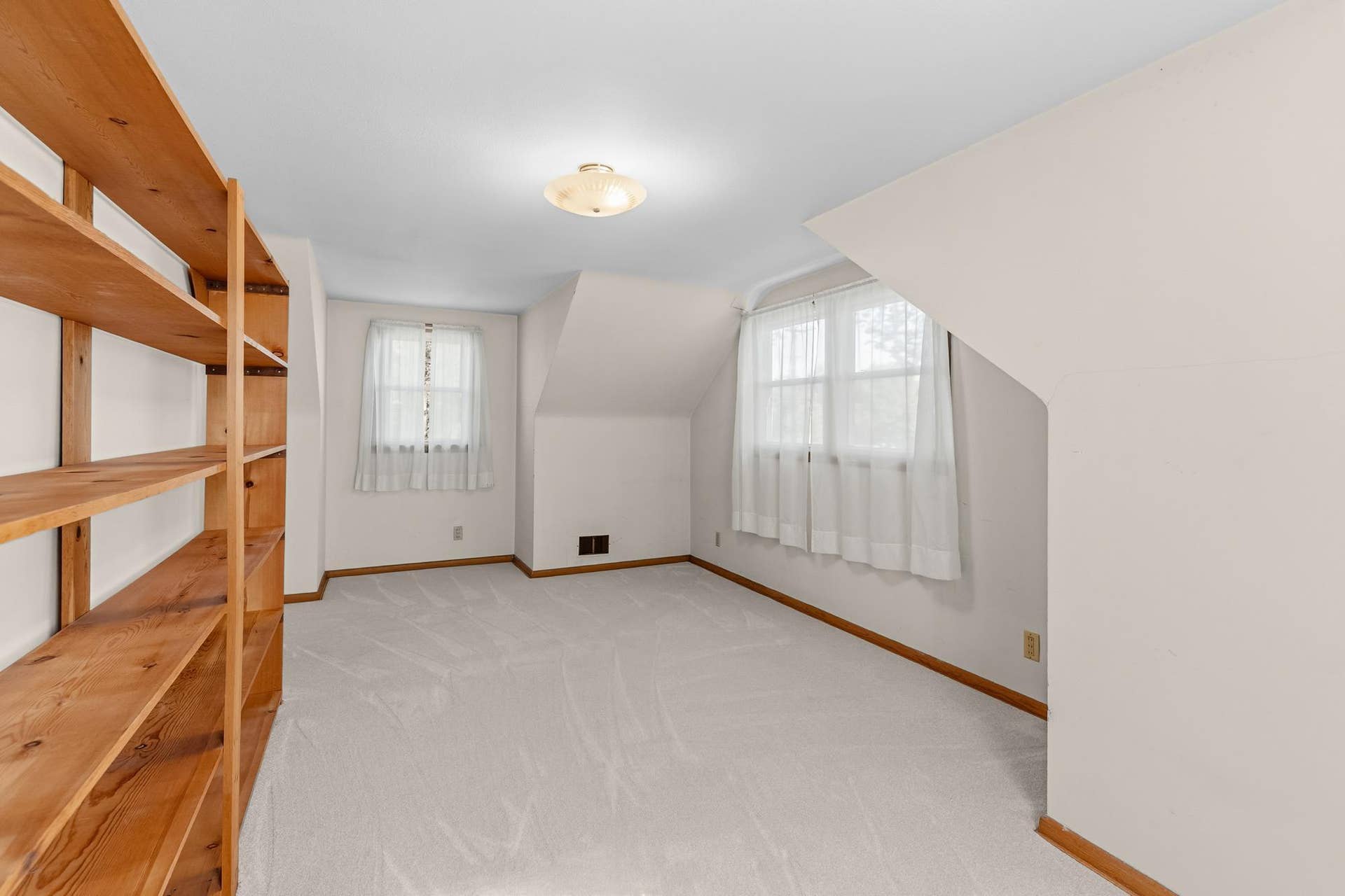1195 7th Street NW, New Brighton, MN 55112 7th.St (27).jpg