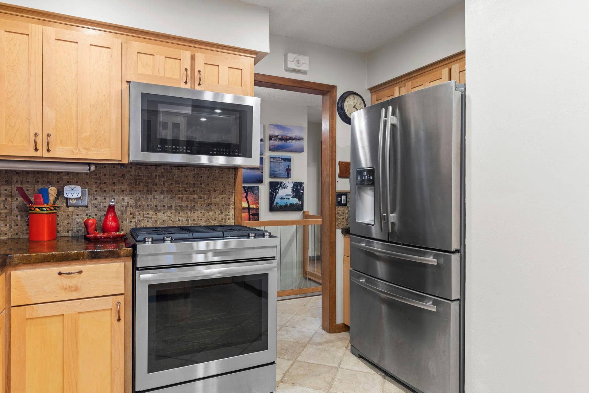 7181 Foxboro Lane, Woodbury, MN 55125