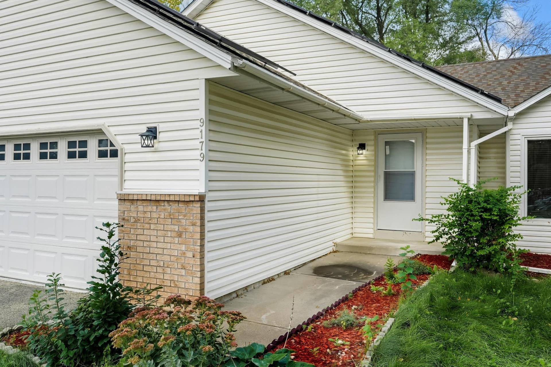 9179 Janero Avenue S, Cottage Grove, MN 55016 9179 Janero Avenue S, Cottage Grove, MN 55016