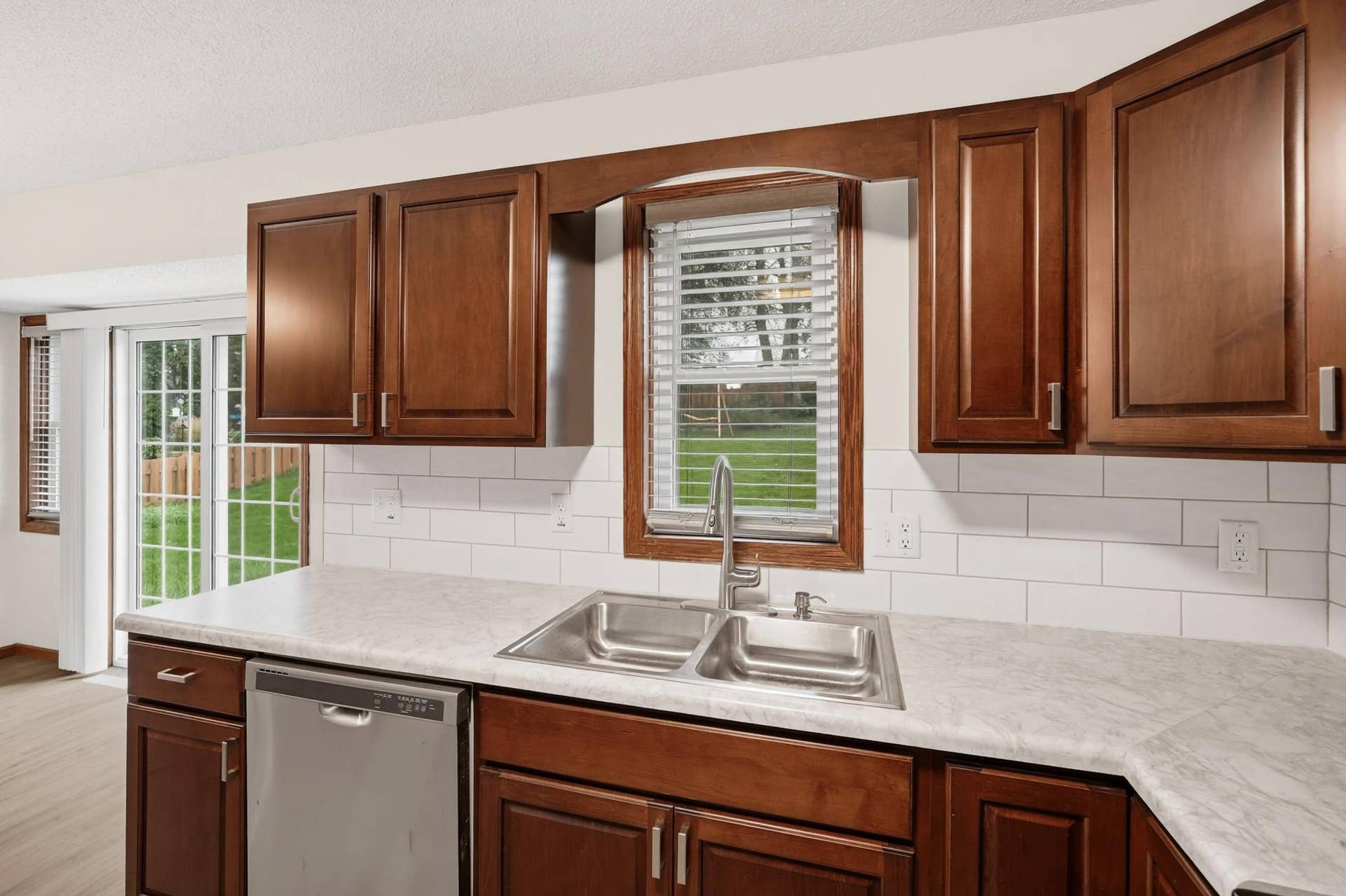 9179 Janero Avenue S, Cottage Grove, MN 55016 9179 Janero Avenue S, Cottage Grove, MN 55016