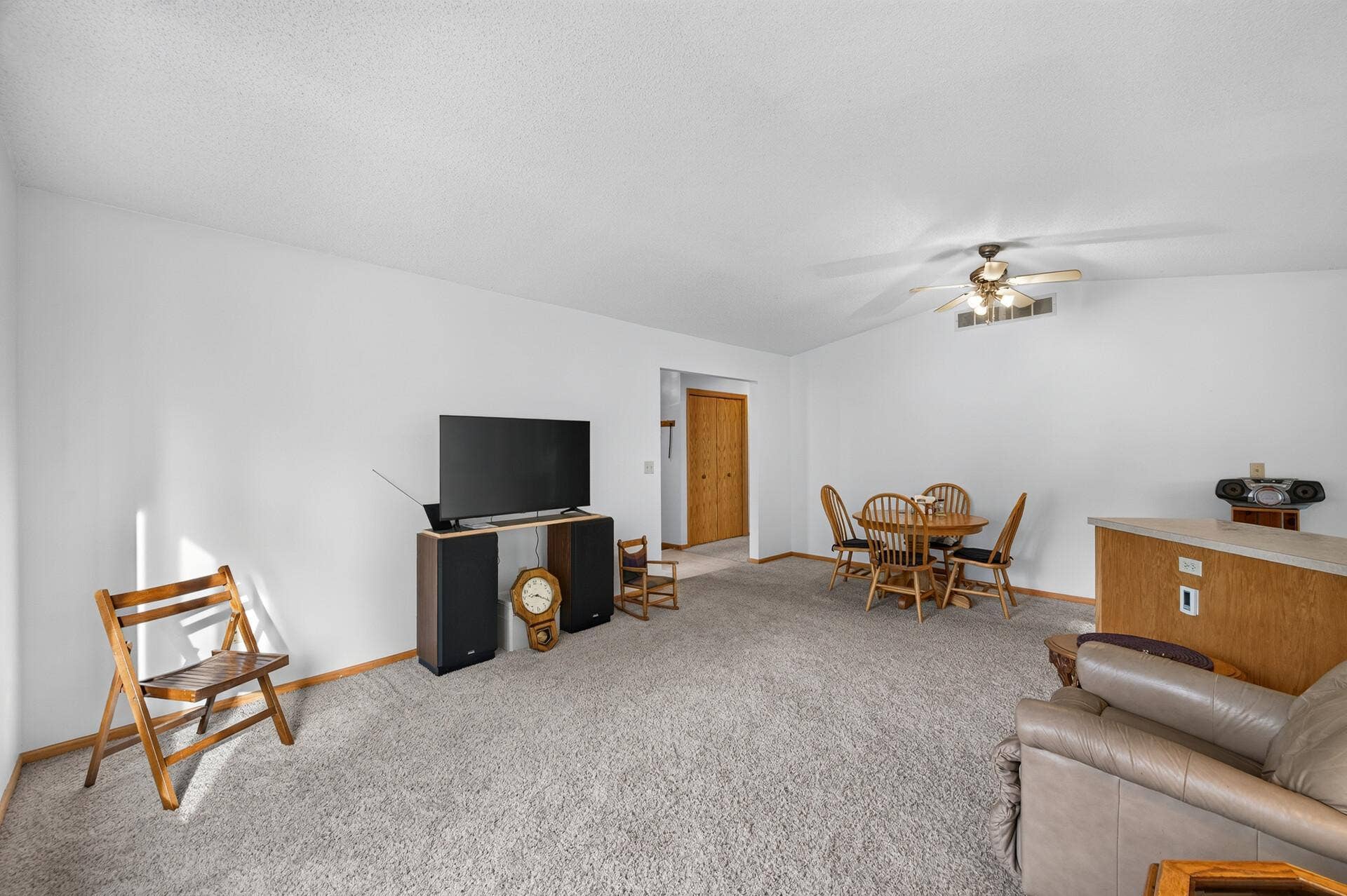 11991 Yellow Pine Street NW, Coon Rapids, MN 55448 11991 Yellow Pine Street NW, Coon Rapids, MN 55448
