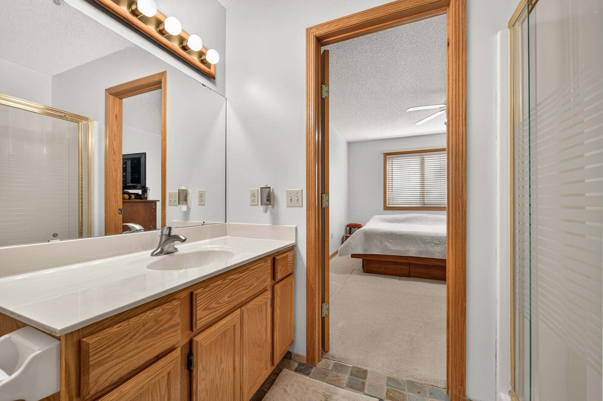 11991 Yellow Pine Street NW, Coon Rapids, MN 55448 11991 Yellow Pine Street NW, Coon Rapids, MN 55448