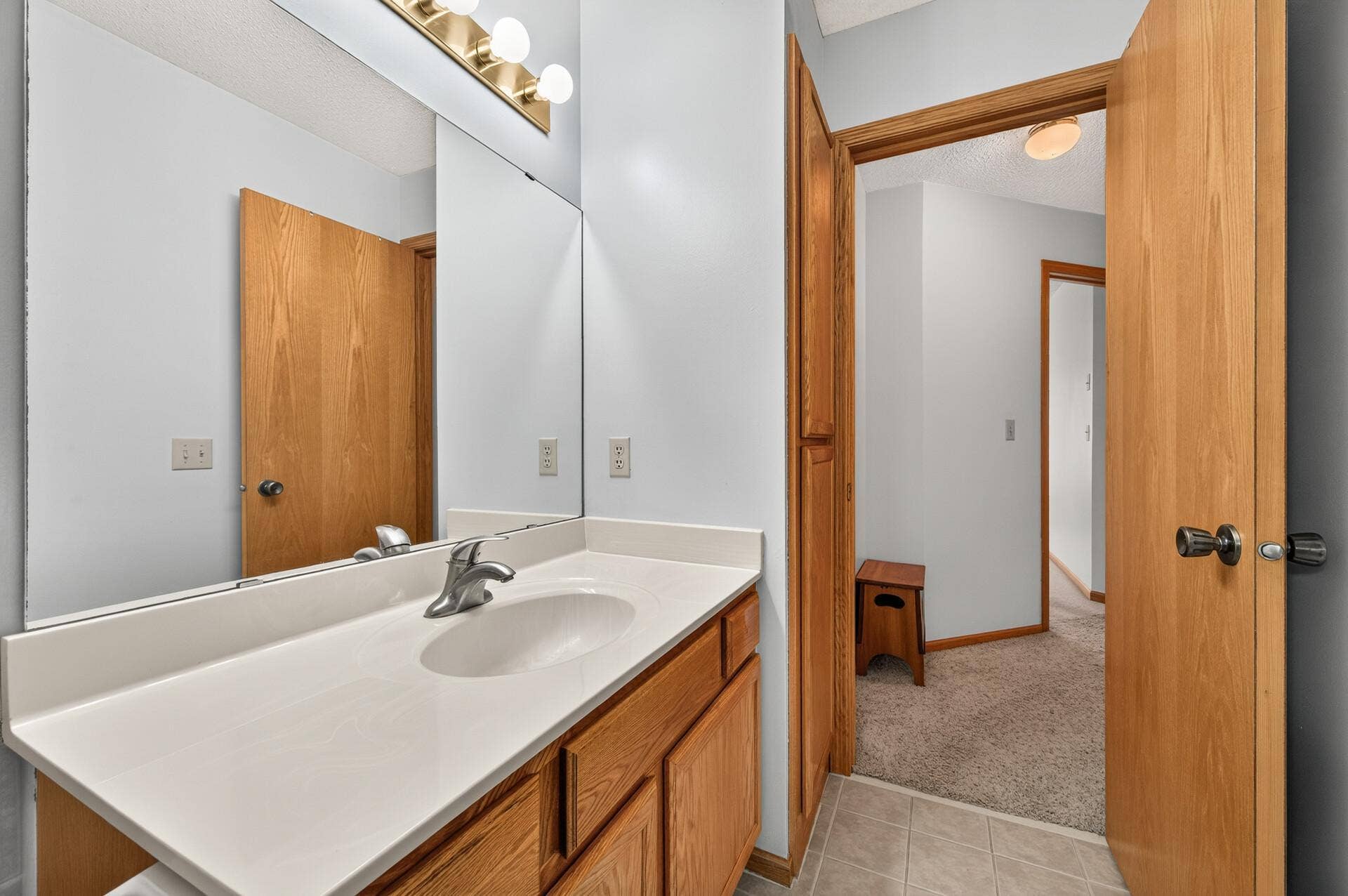 11991 Yellow Pine Street NW, Coon Rapids, MN 55448 11991 Yellow Pine Street NW, Coon Rapids, MN 55448