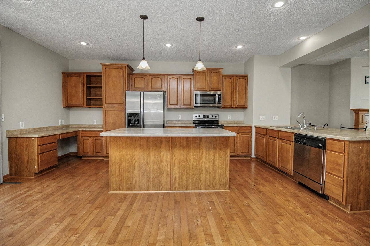 3721 Hazel Trail, #A, Woodbury, MN 55129