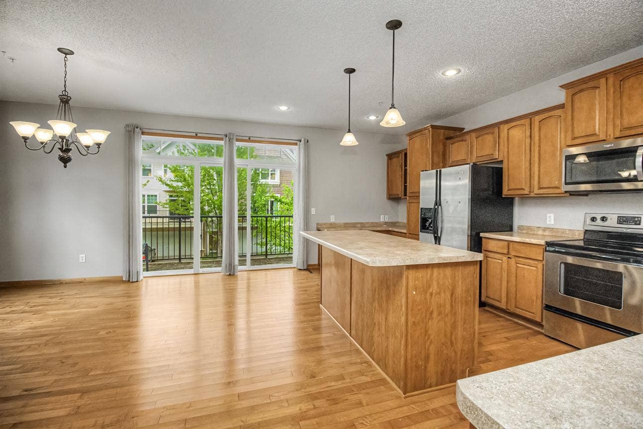 3721 Hazel Trail, #A, Woodbury, MN 55129