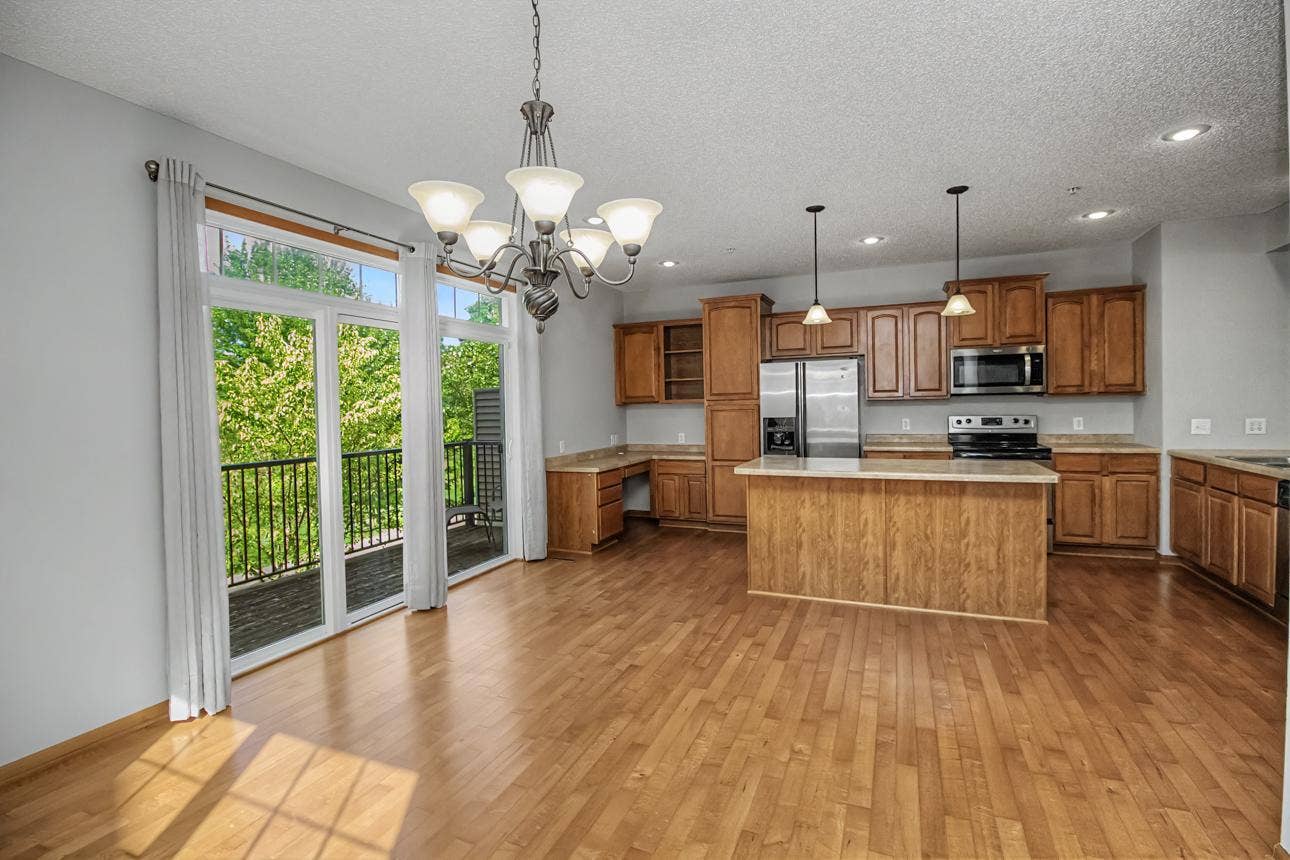 3721 Hazel Trail, #A, Woodbury, MN 55129