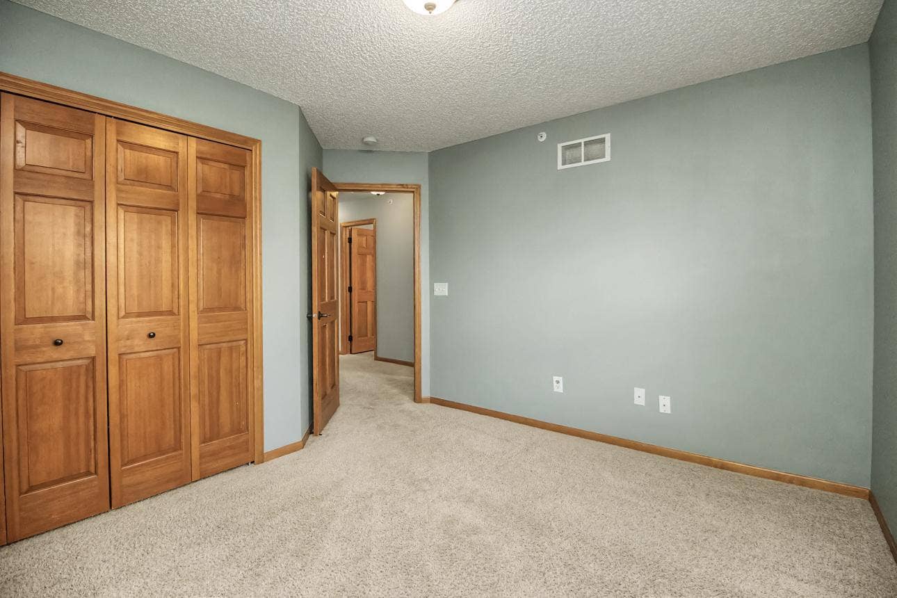 3721 Hazel Trail, #A, Woodbury, MN 55129