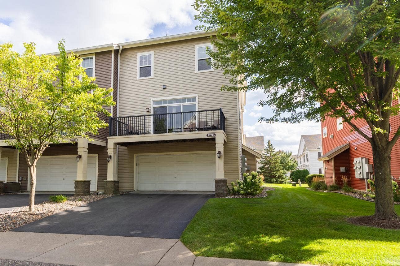 3721 Hazel Trail, #A, Woodbury, MN 55129