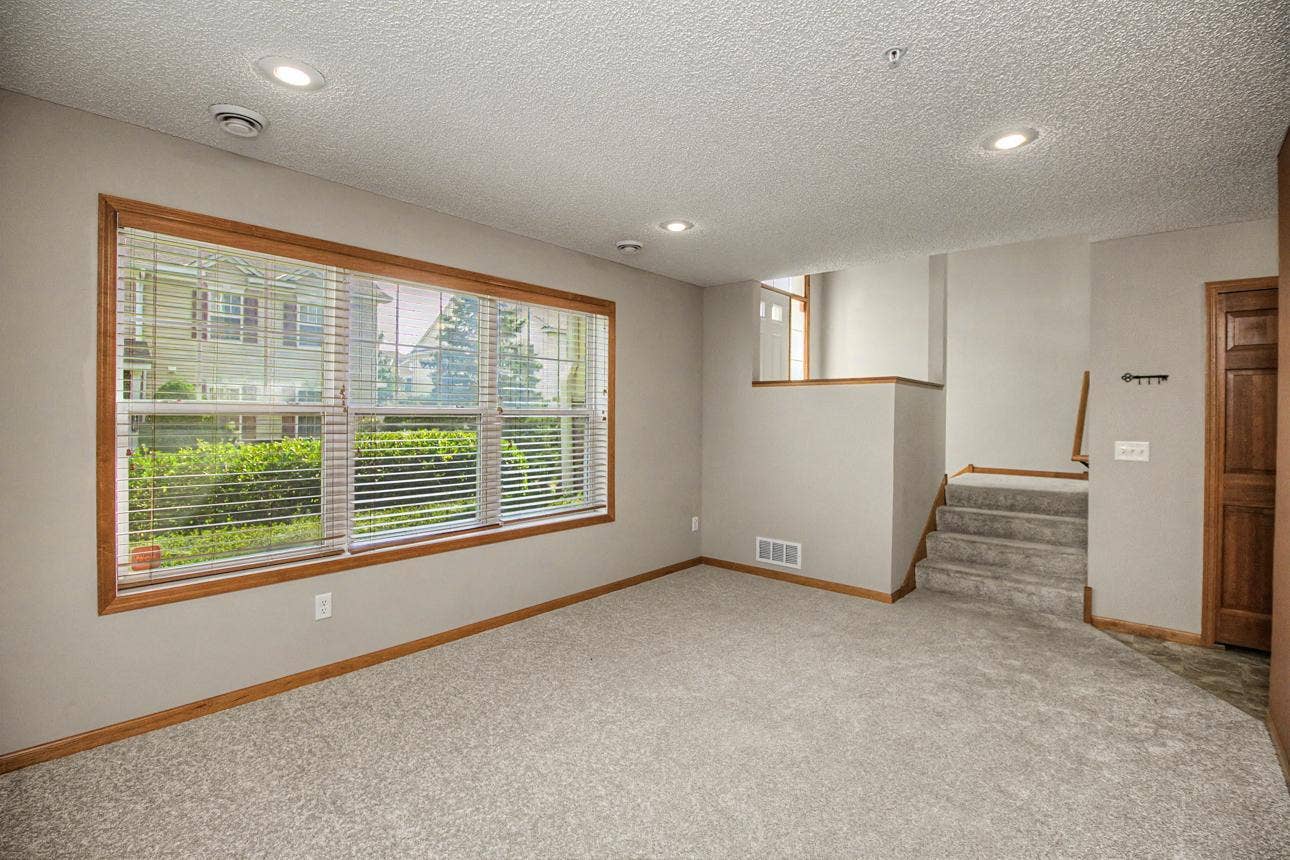 3721 Hazel Trail, #A, Woodbury, MN 55129