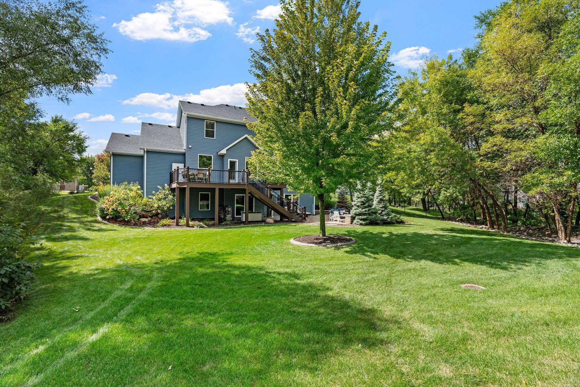 17550 73rd Avenue N, Maple Grove, MN 55311 Set on 0.76 acres, this property offers an incredible amount of space to enjoy inside and out.