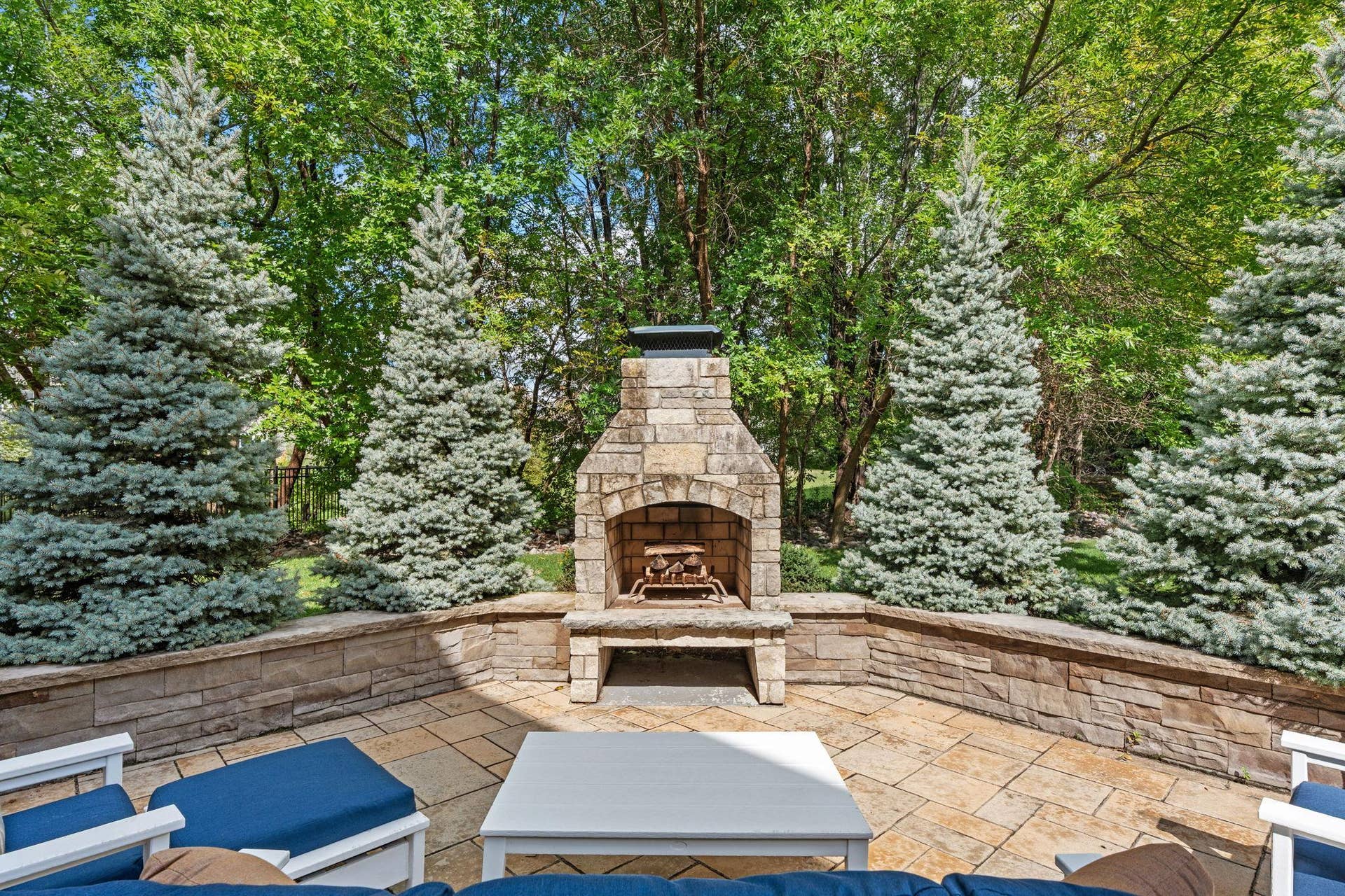 17550 73rd Avenue N, Maple Grove, MN 55311 Gather around the fire with family and friends and enjoy this outdoor space well into the fall.