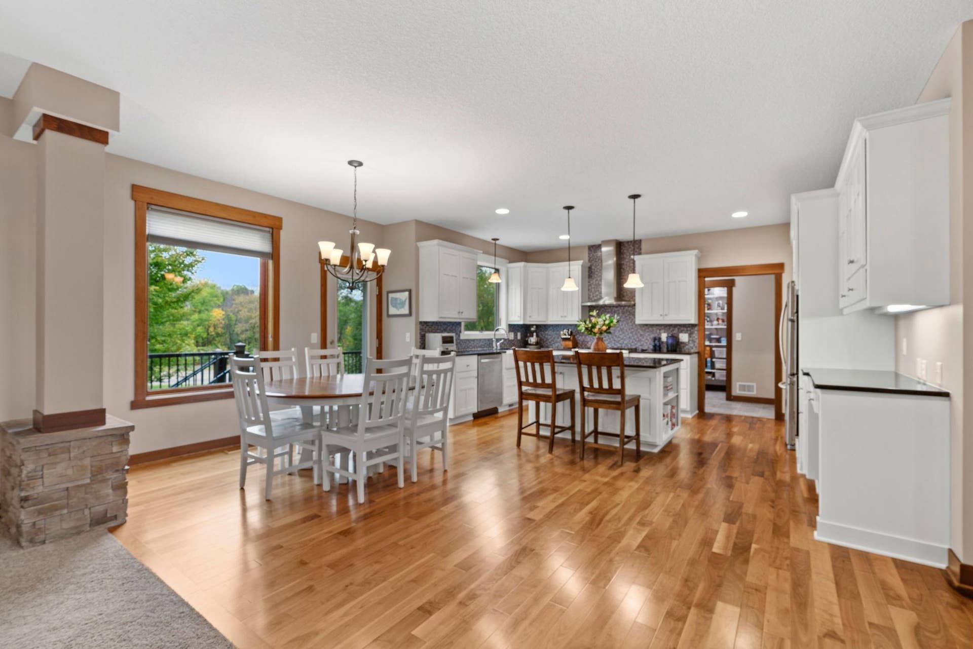 17550 73rd Avenue N, Maple Grove, MN 55311 17550 73rd Avenue N, Maple Grove, MN 55311