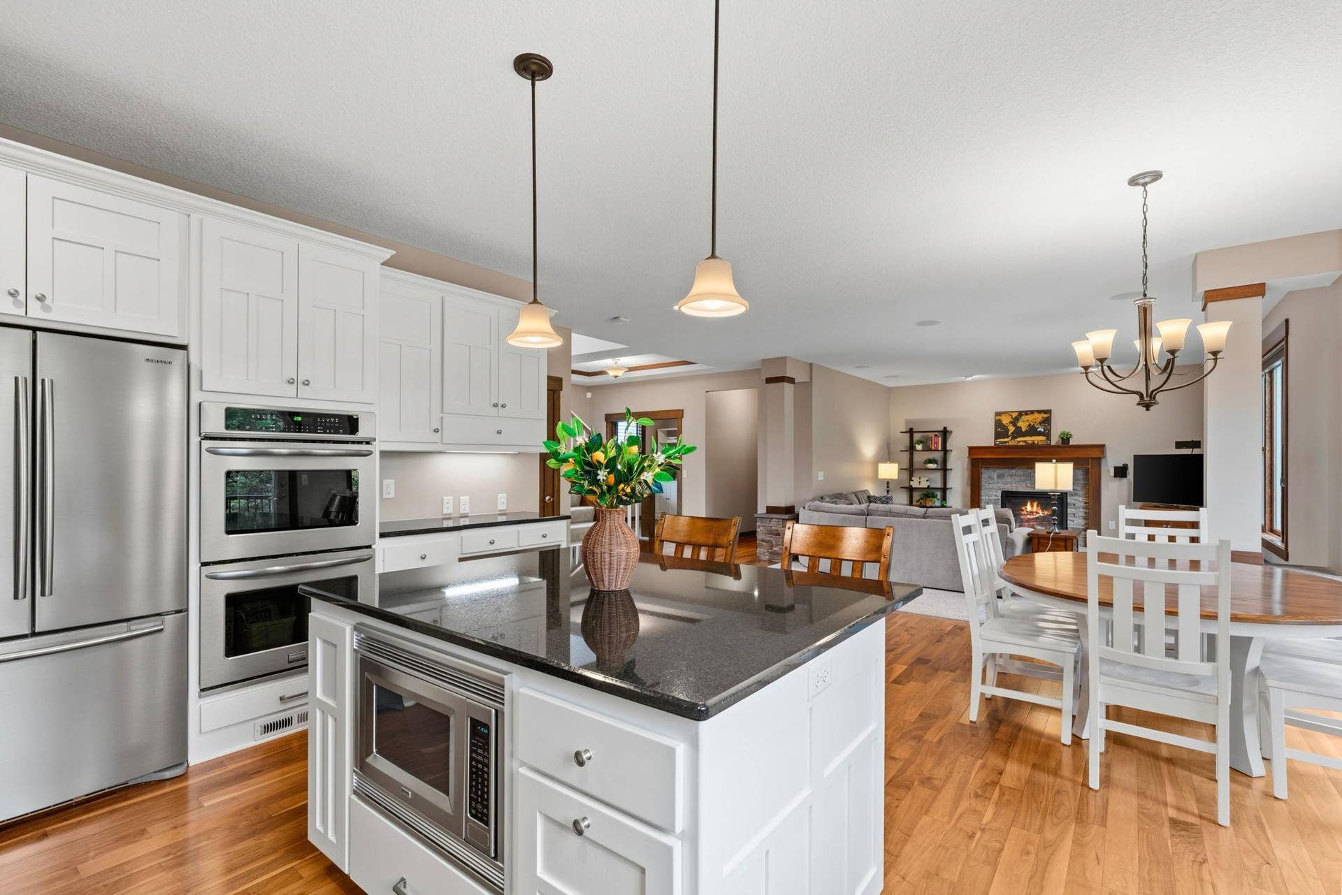 17550 73rd Avenue N, Maple Grove, MN 55311 17550 73rd Avenue N, Maple Grove, MN 55311