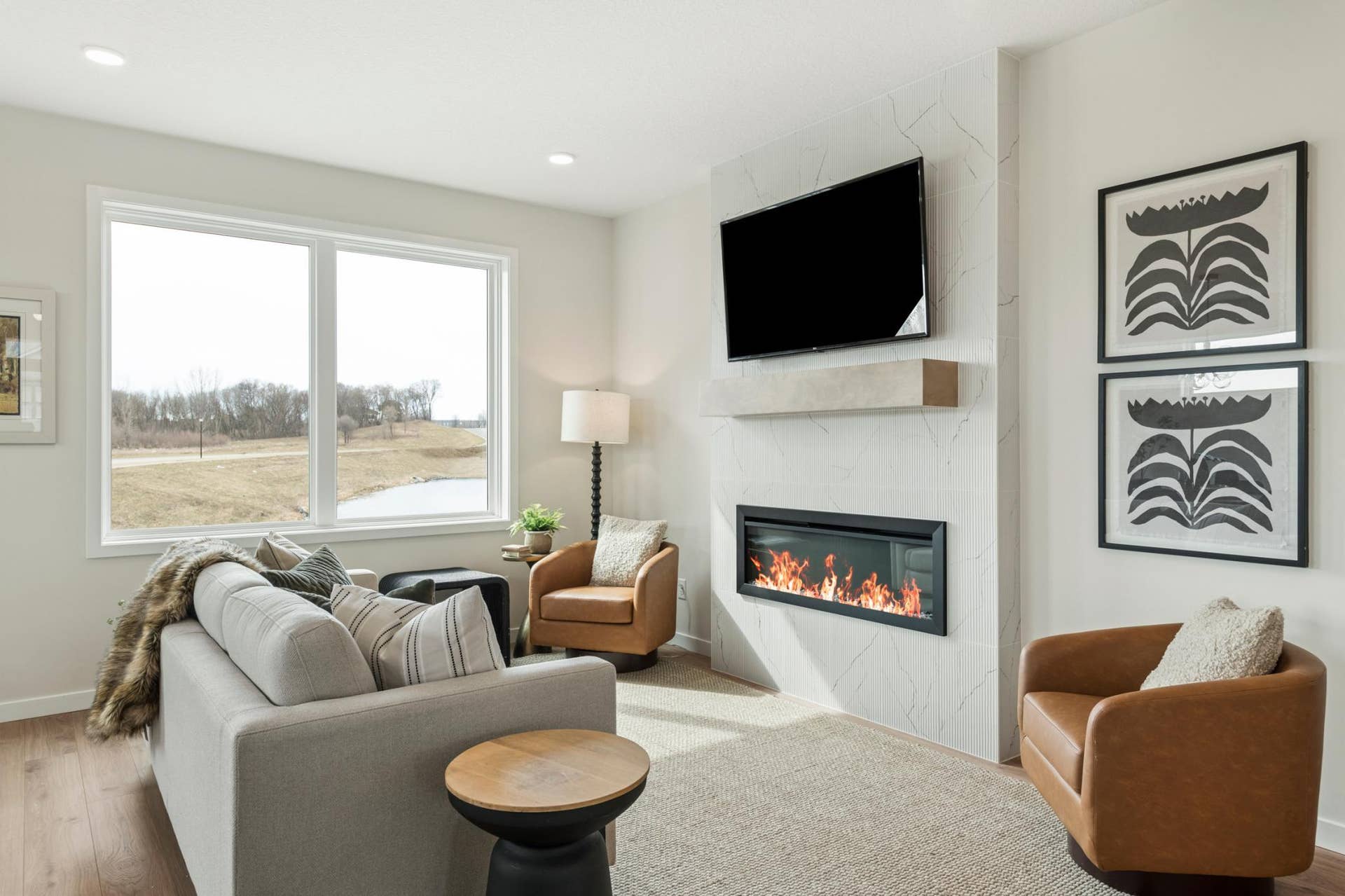 10926 37th Street N, Lake Elmo, MN 55042 Photo taken from model home. Photos may show some options not included with this pricing. Please ask for a detailed list of included features.