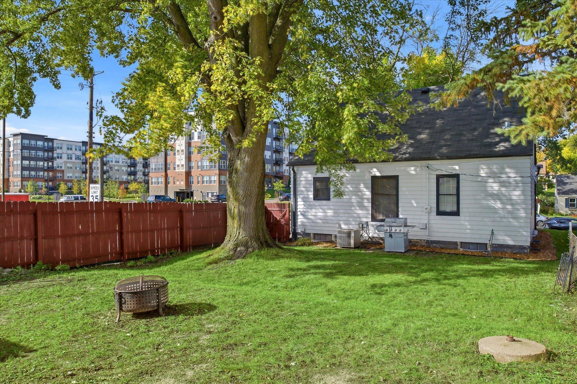 1118 Livingston Avenue, West Saint Paul, MN 55118 Move in and enjoy all this home has to offer!