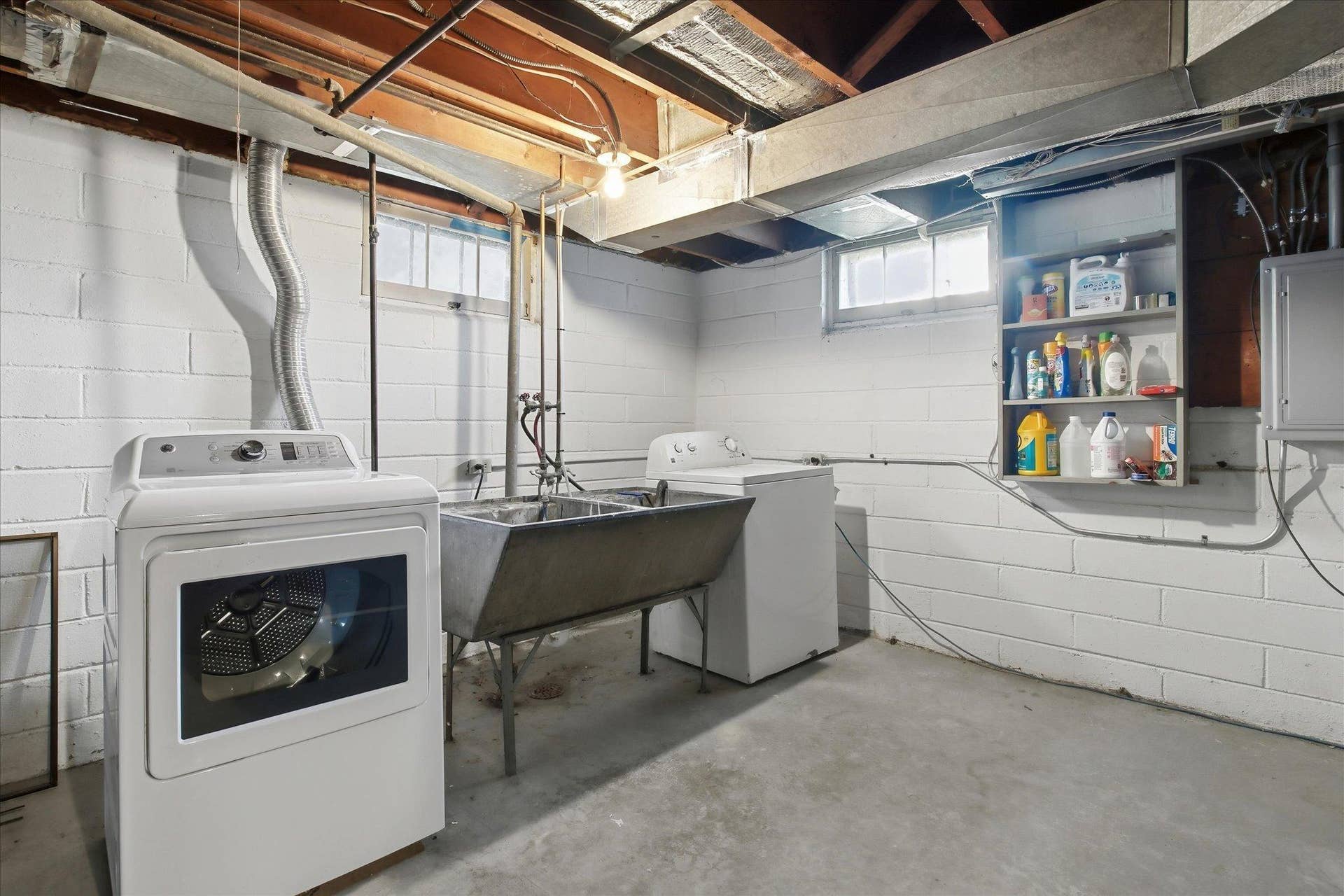 1118 Livingston Avenue, West Saint Paul, MN 55118 Washer and dryer plus laundry tub all included in the sale.
