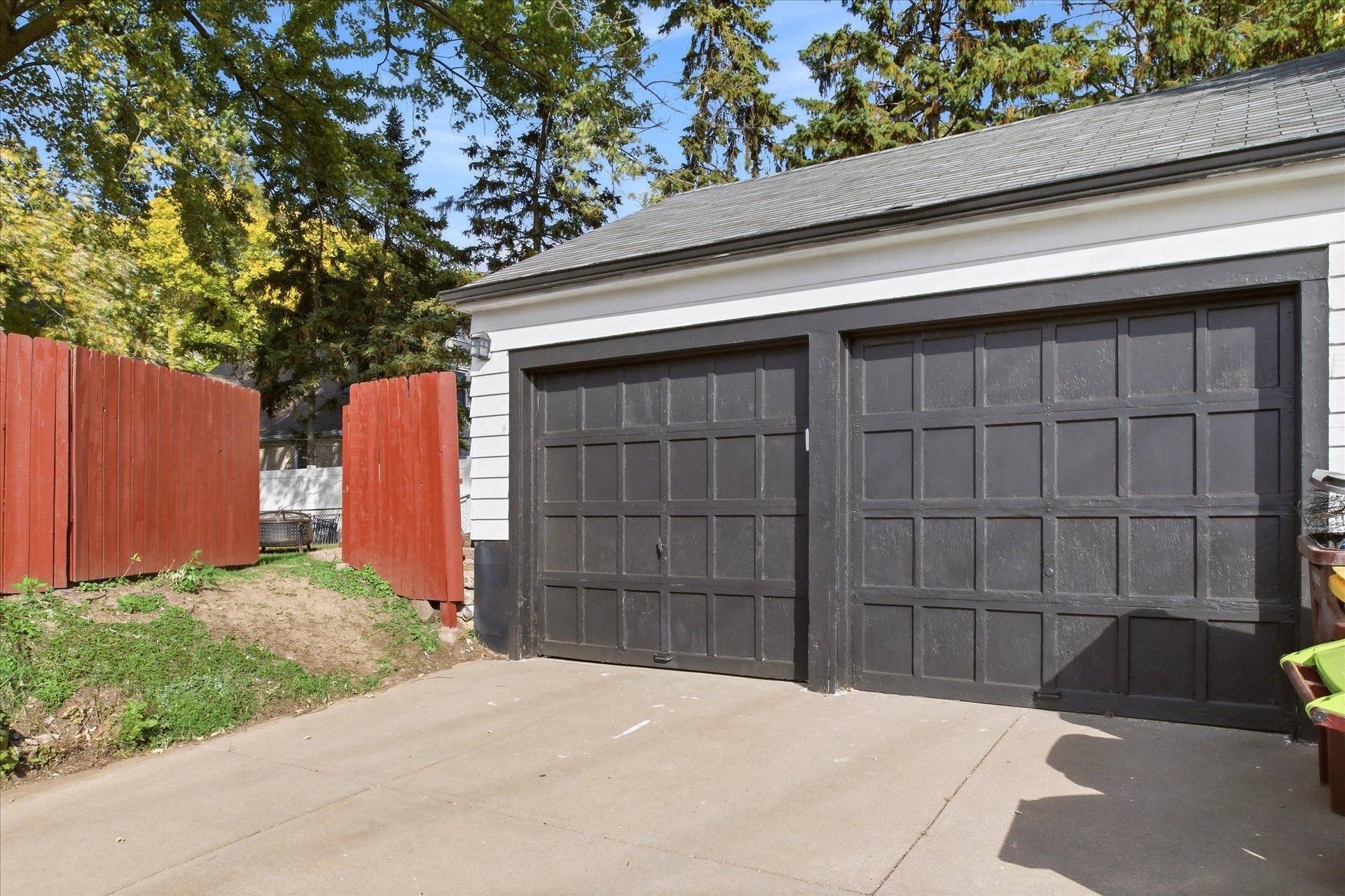 1118 Livingston Avenue, West Saint Paul, MN 55118 Two car garage with garage door openers.