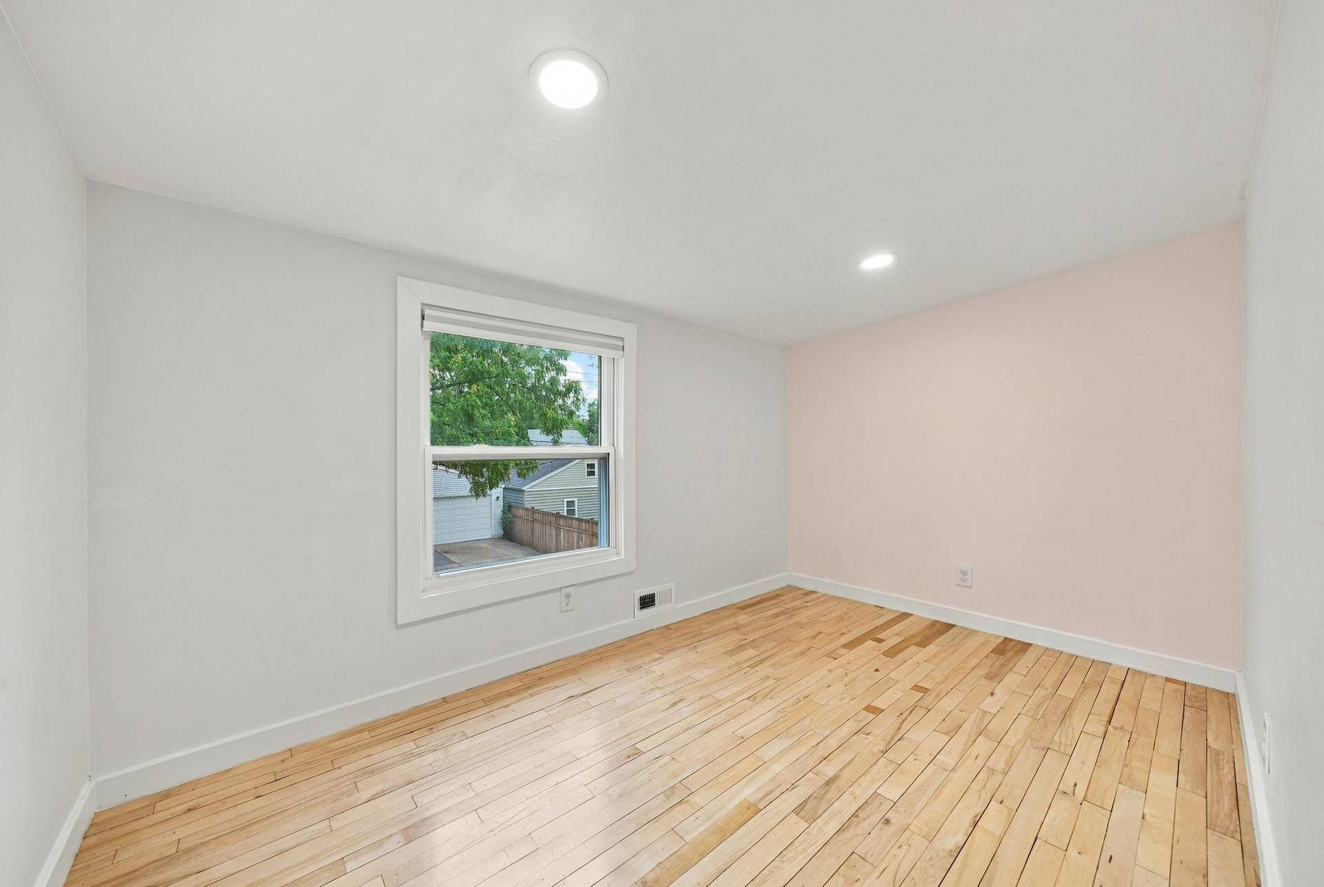 5549 Emerson Avenue S, 38, Minneapolis, MN 55419 18-web-or-mls-5549 Emerson Ave S-13.jpg