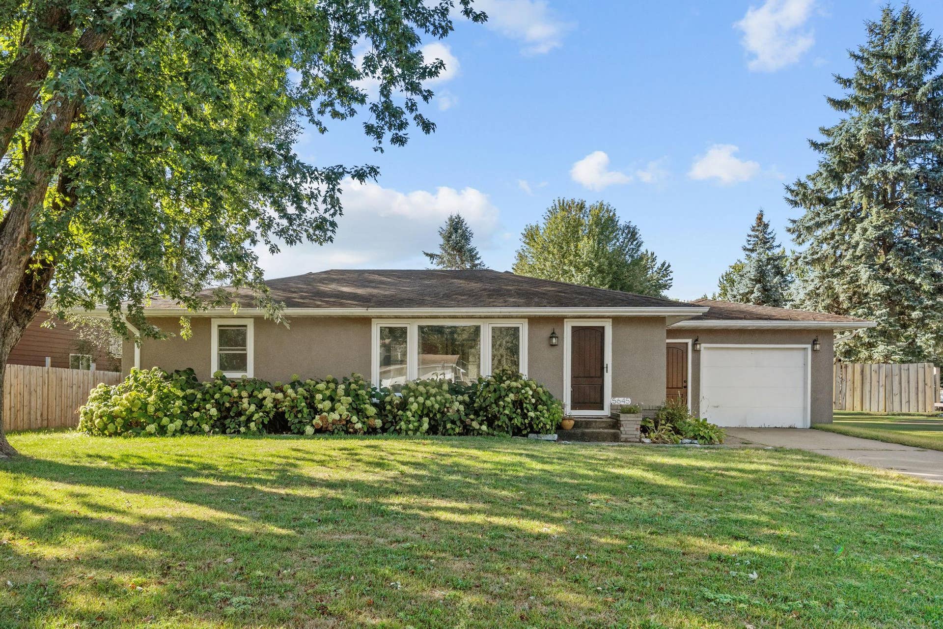 5645 141st Street N, Hugo, MN 55038 2-web-or-mls-5645 141st St N-2.jpg