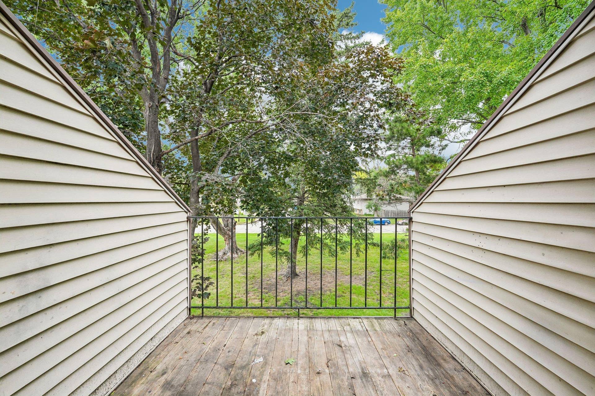 6130 72nd Lane N, Brooklyn Park, MN 55429 6130 72nd Lane N, Brooklyn Park, MN 55429