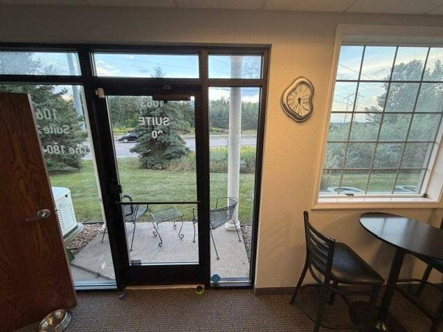 1063 Weir Drive, #200, Woodbury, MN 55125 1063 Weir Drive, #200, Woodbury, MN 55125