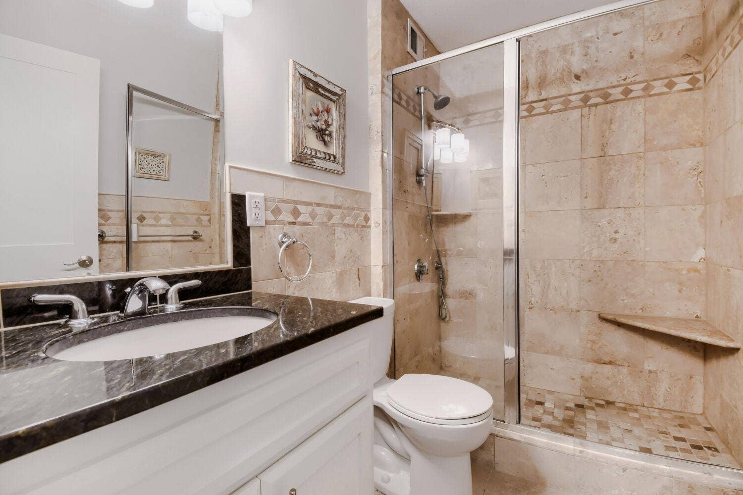 400 Groveland Avenue, #2313, 45, Minneapolis, MN 55403 Summit House Penthouse 2313 Primary Bathroom.jpg