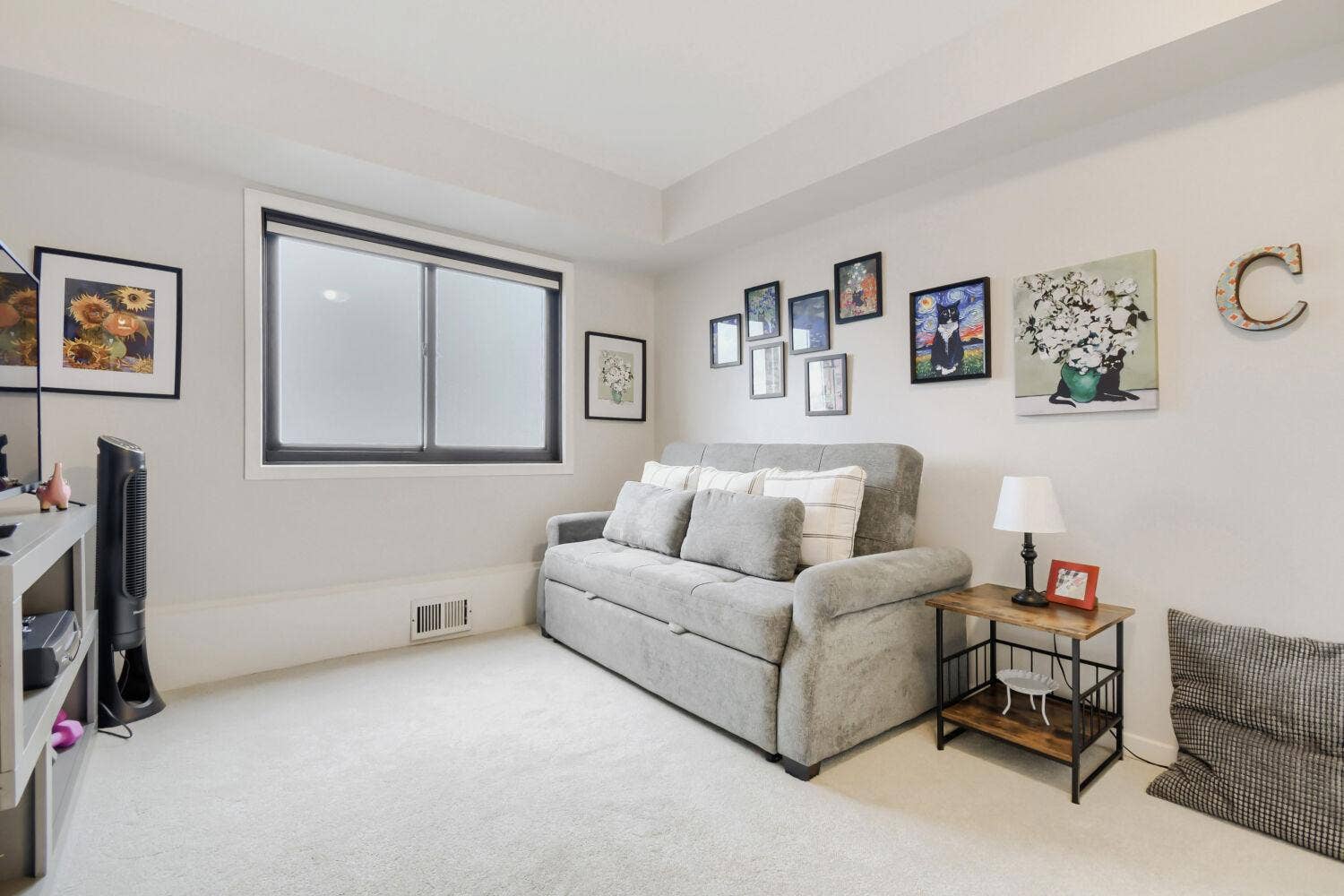 400 Groveland Avenue, #2313, 45, Minneapolis, MN 55403 Summit House Penthouse 2313 Office/Guest room.jpg