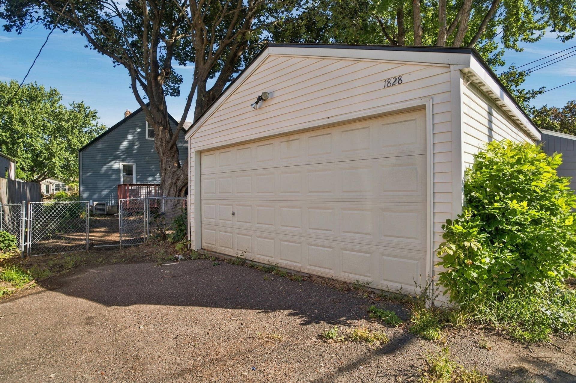 1828 Arlington Avenue E, 92, Saint Paul, MN 55119 34-web-or-mls-DSC07649.jpg