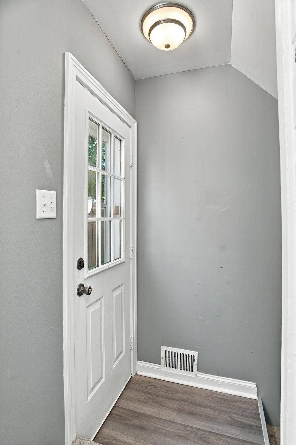 1828 Arlington Avenue E, 92, Saint Paul, MN 55119 22-web-or-mls-DSC07631.jpg