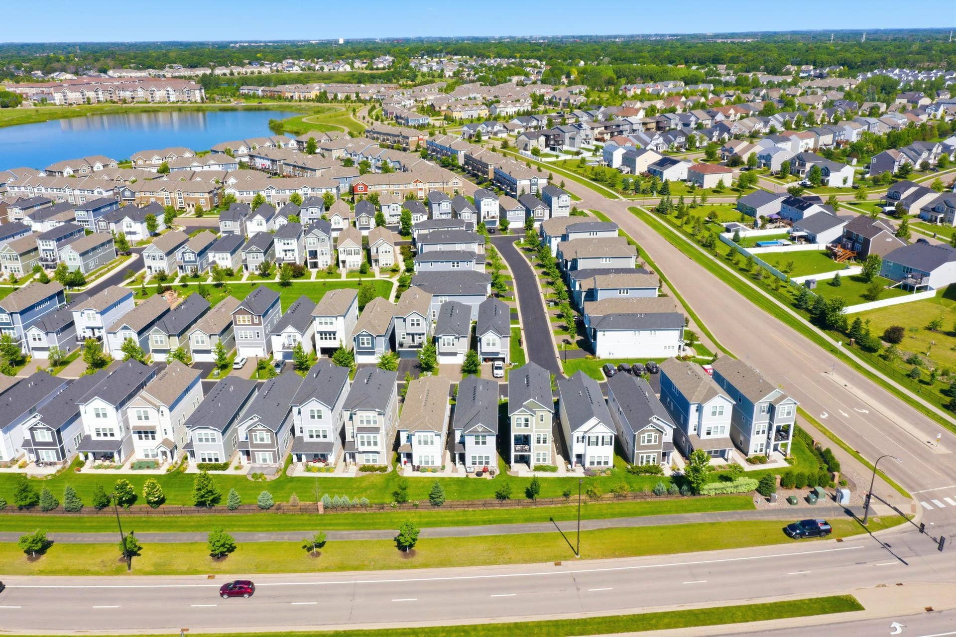 8164 Arrowwood Lane N, Maple Grove, MN 55369 8164 Arrowwood Lane N, Maple Grove, MN 55369